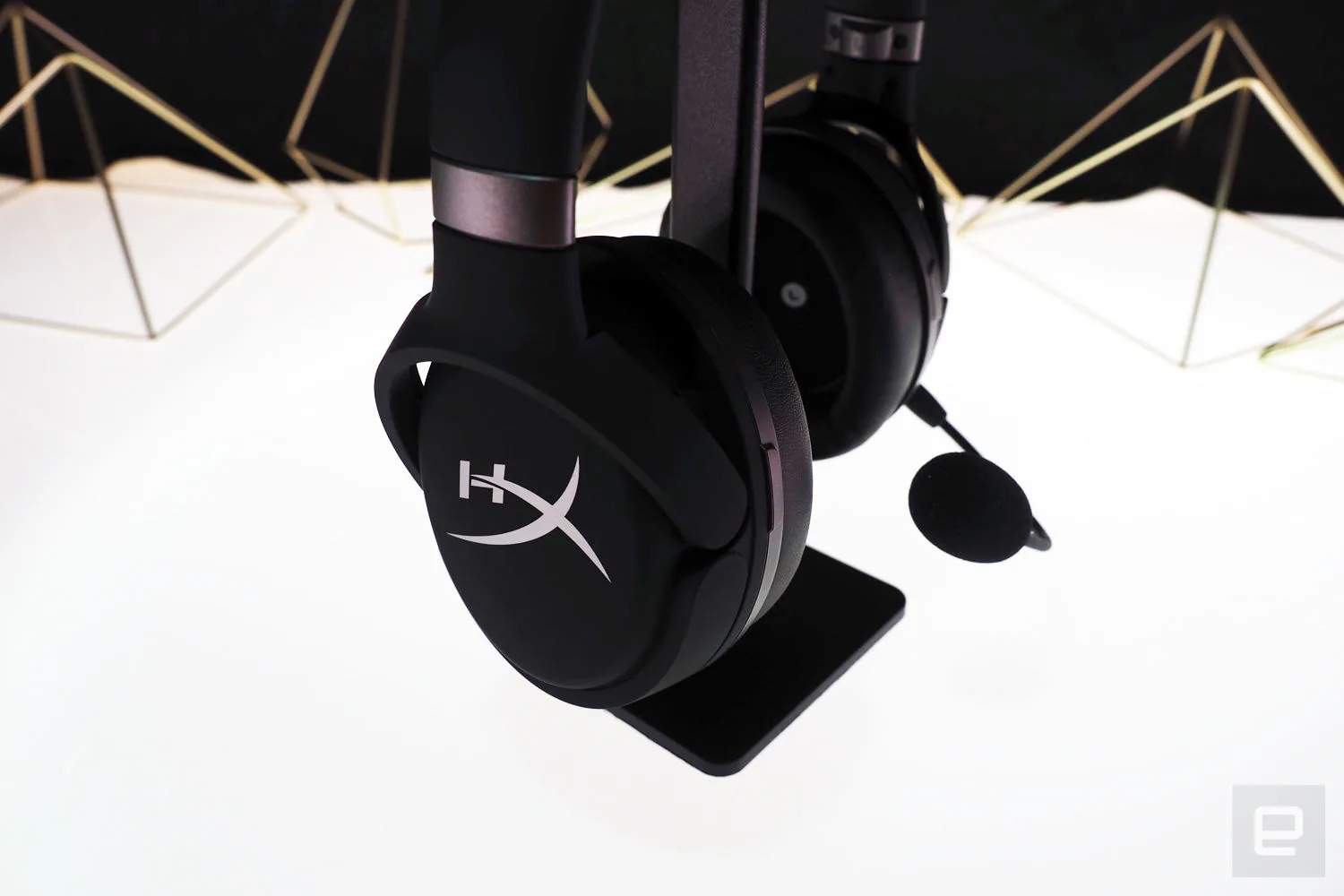 Tai nghe HyperX 7.1 mới sẽ đem đến trải nghiệm âm thanh sống động hơn cùng với theo dõi chuyển động đầu