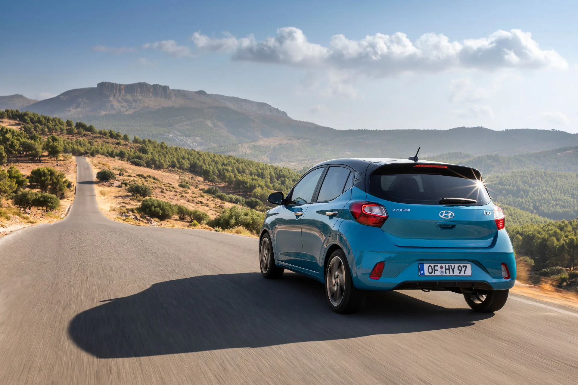 Hyundai i10 2020 ra mắt, ngoại hình tươi mới, cơ bắp hơn