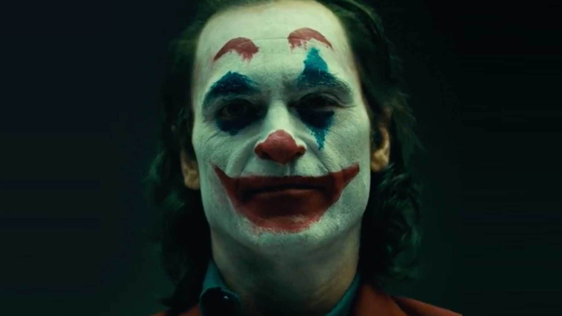 Joker giật được giải thưởng danh giá nhất tại Liên hoan phim Venice, tạo bàn đạp tham gia tranh giải Oscar