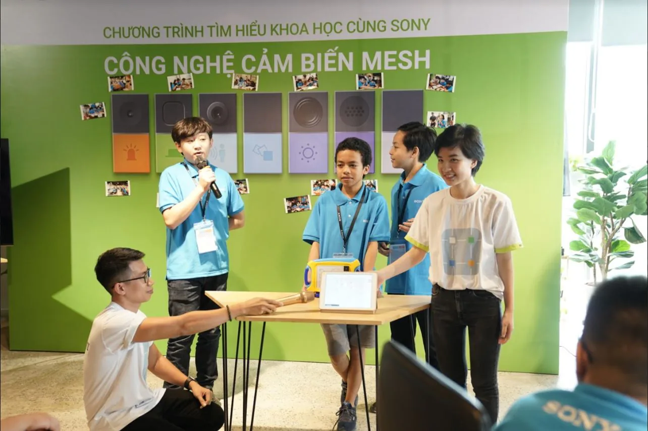 Các “nhà khoa học nhí” tranh tài sáng tạo với công nghệ cảm biến MESH từ Sony