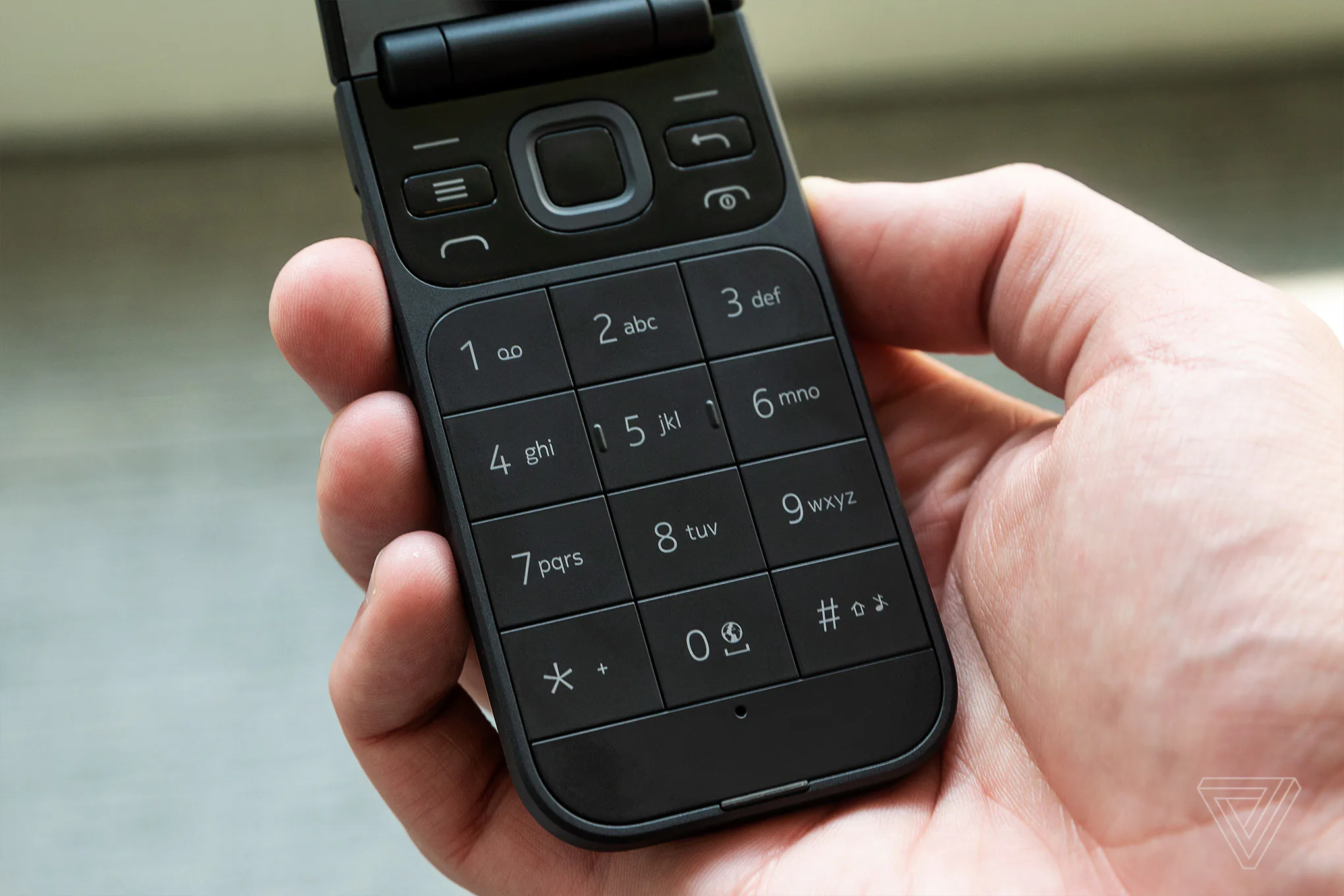 HMD Global hồi sinh điện thoại phổ thông Nokia 2720 Flip và 110, và ra mắt điện thoại "siêu trâu" Nokia 800 Tough