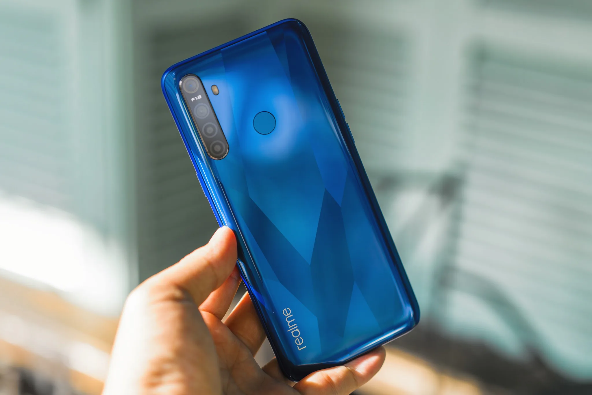 Trên tay Realme 5, Snapdragon 665, viên pin 5,000mAh và giá dự kiến 4.3 triệu