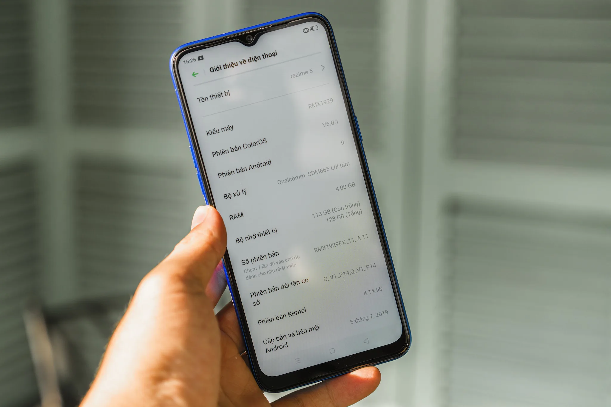 Trên tay Realme 5, Snapdragon 665, viên pin 5,000mAh và giá dự kiến 4.3 triệu