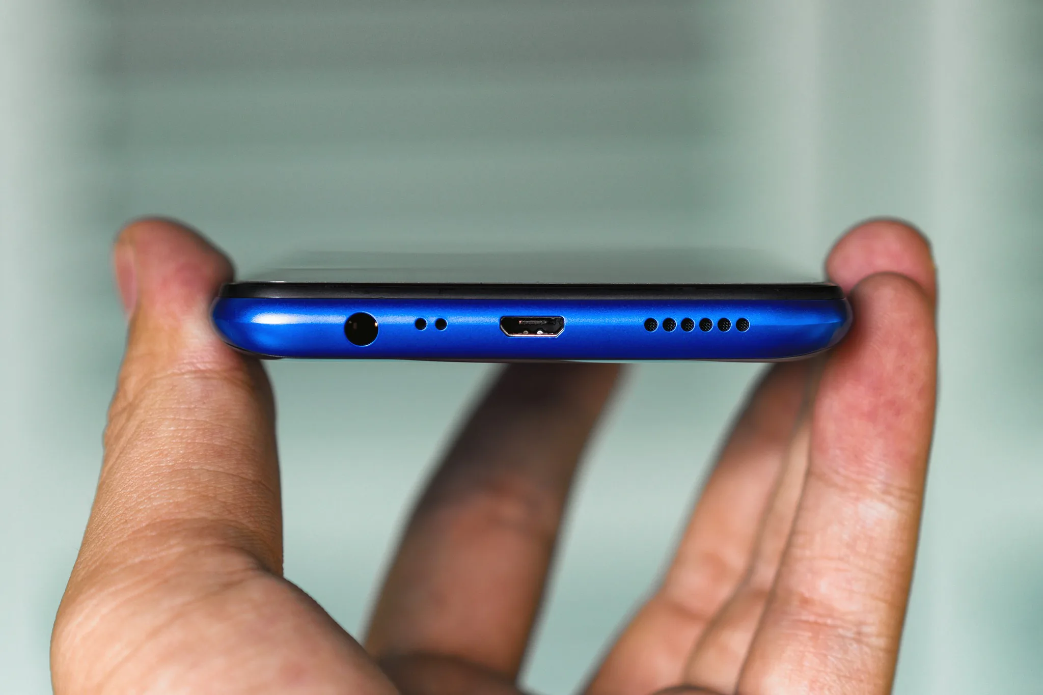 Trên tay Realme 5, Snapdragon 665, viên pin 5,000mAh và giá dự kiến 4.3 triệu