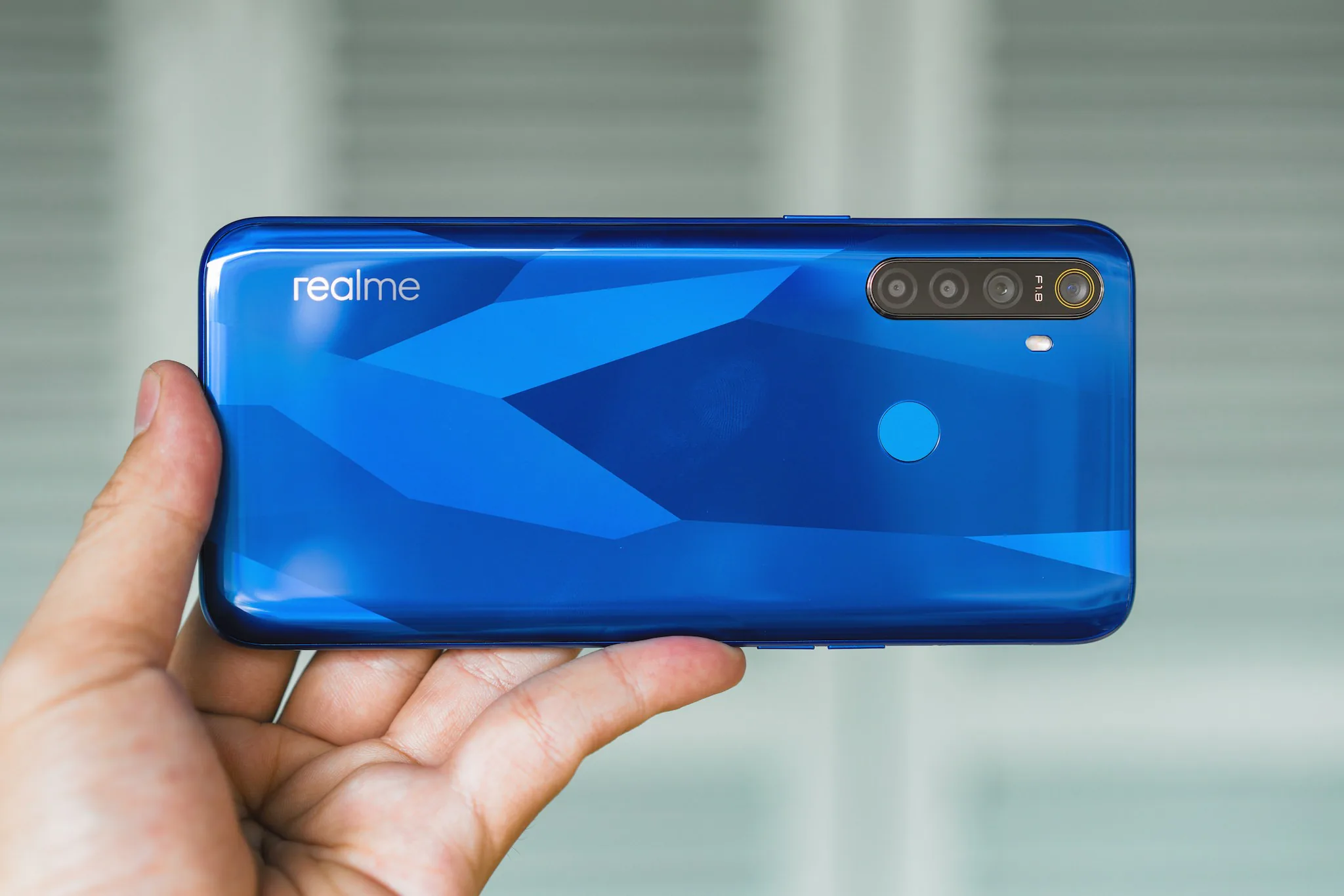 Trên tay Realme 5, Snapdragon 665, viên pin 5,000mAh và giá dự kiến 4.3 triệu