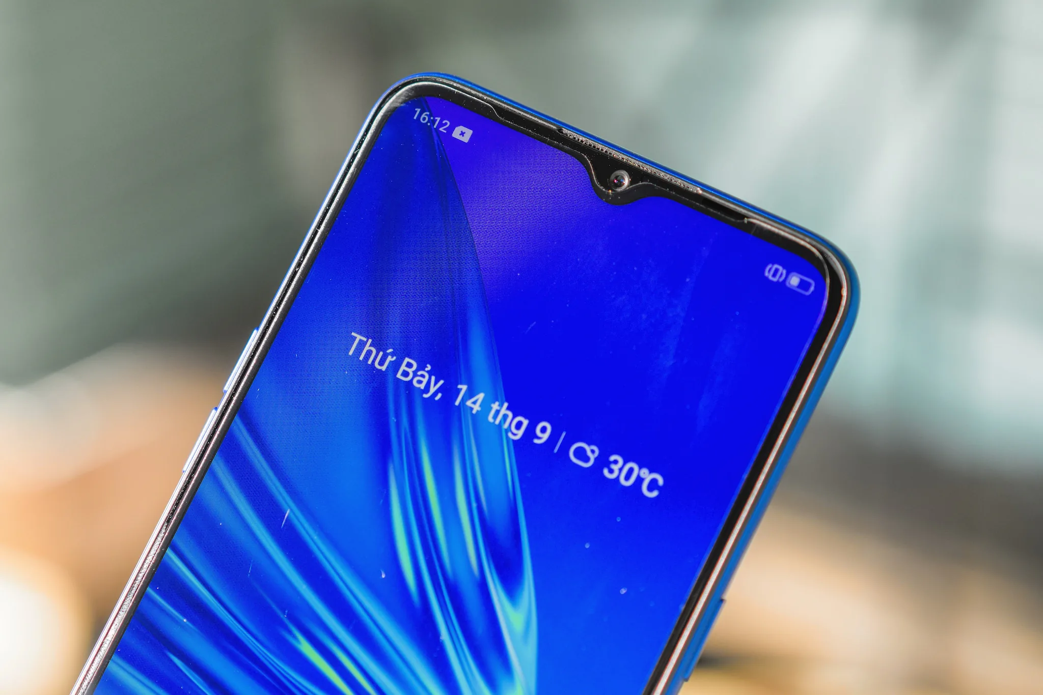 Trên tay Realme 5, Snapdragon 665, viên pin 5,000mAh và giá dự kiến 4.3 triệu