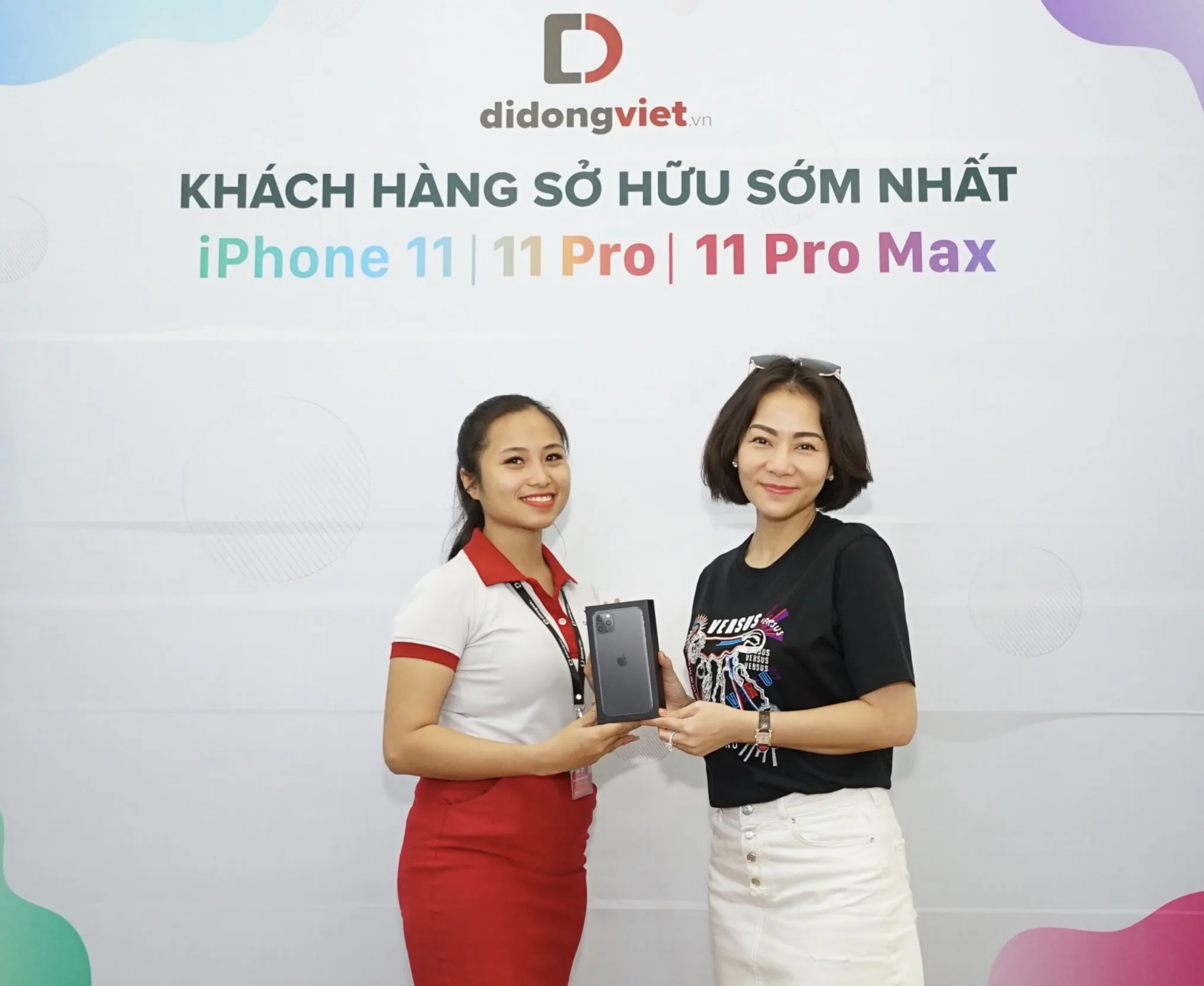 Cách Shark Hưng và sao Việt nổi tiếng chọn iPhone 11 Pro Max