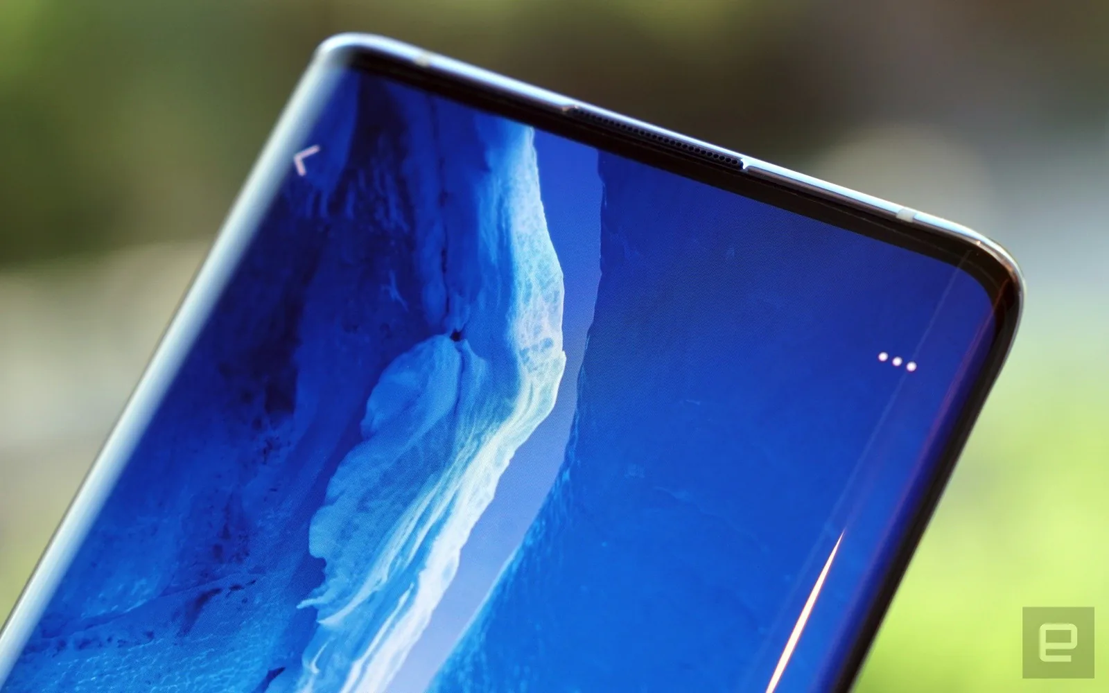 Vivo NEX 3 5G ra mắt: Chiếc smartphone với viền cực mỏng, camera 64MP và hỗ trợ kết nối 5G