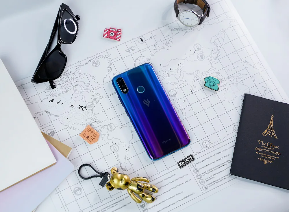 Vingroup chính thức ra mắt Vsmart Joy 2+ tại Việt Nam: Màu sắc trẻ trung, camera kép, giá từ 2,990,000 VND
