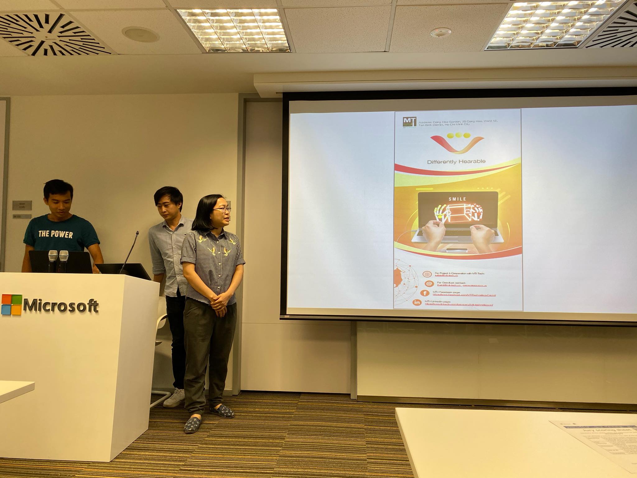 Ba ý tưởng AI đại diện Việt Nam tham dự tiếp vòng loại khu vực Châu Á Thái Bình Dương cuộc thi AI For Accessibility Hackathon