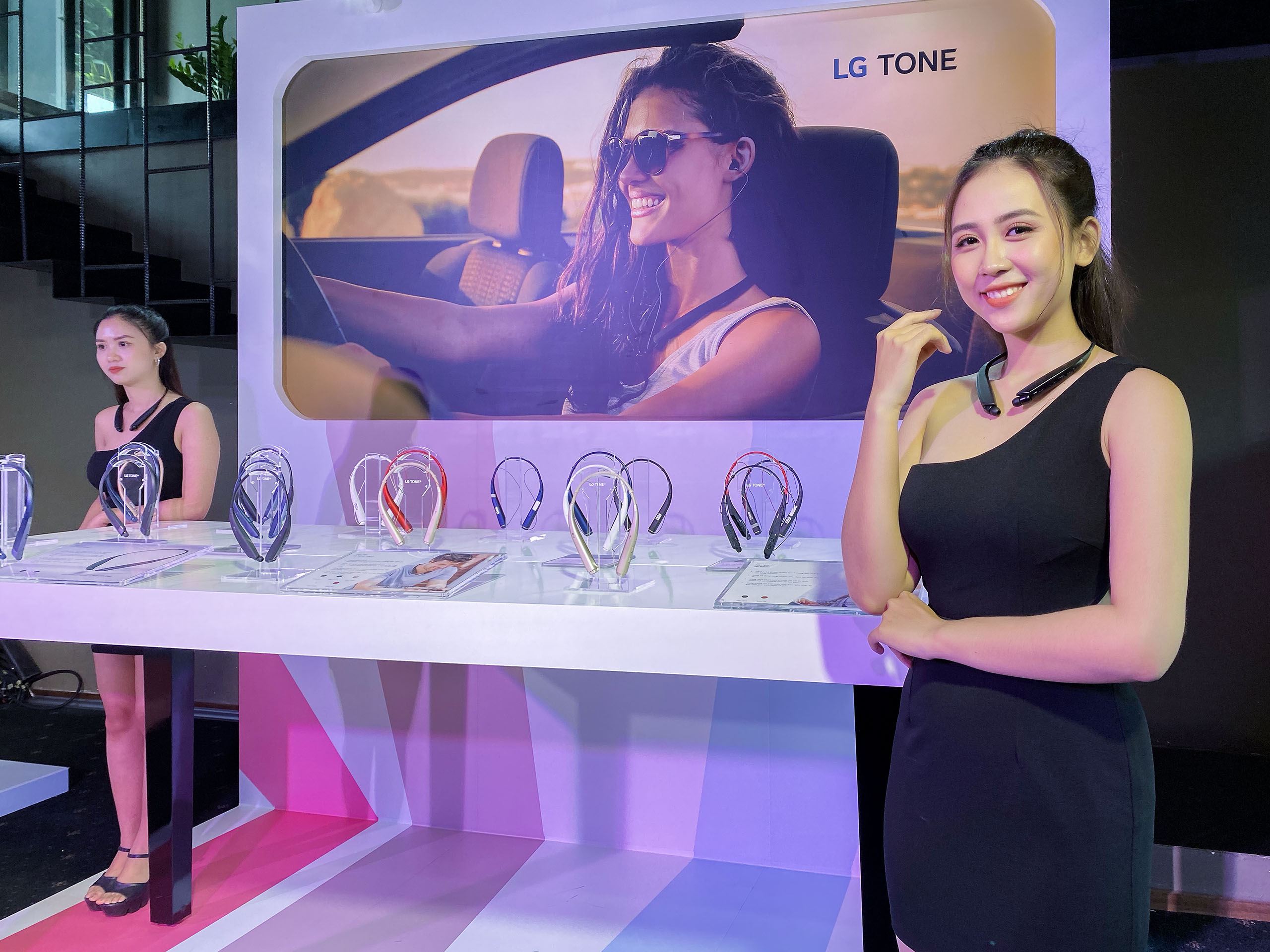 LG ra mắt dòng tai nghe không dây LG Tone tại Việt Nam: giá từ 899,000 VND
