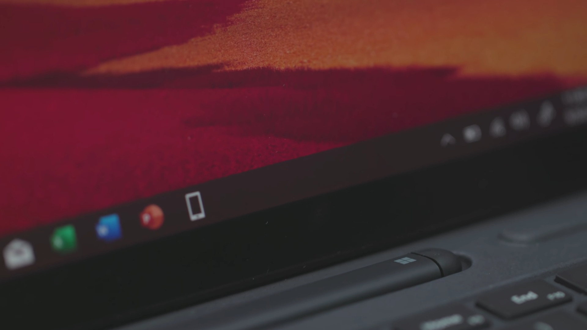 Microsoft ra mắt Surface Pro X với ý định hồi sinh dòng laptop sử dụng nền tảng ARM