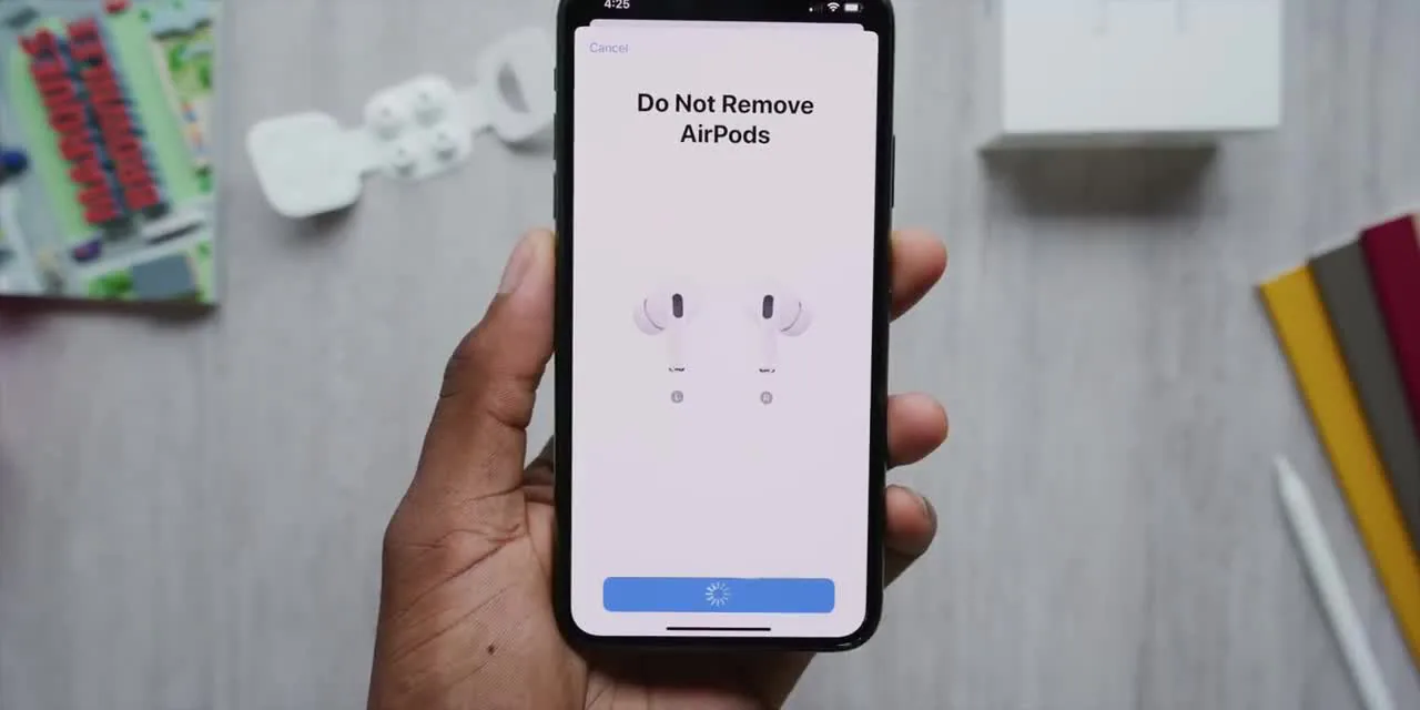 Mở hộp AirPods Pro cùng MKBHD, trông kỳ lạ nhưng lại gọn gàng và hợp lý