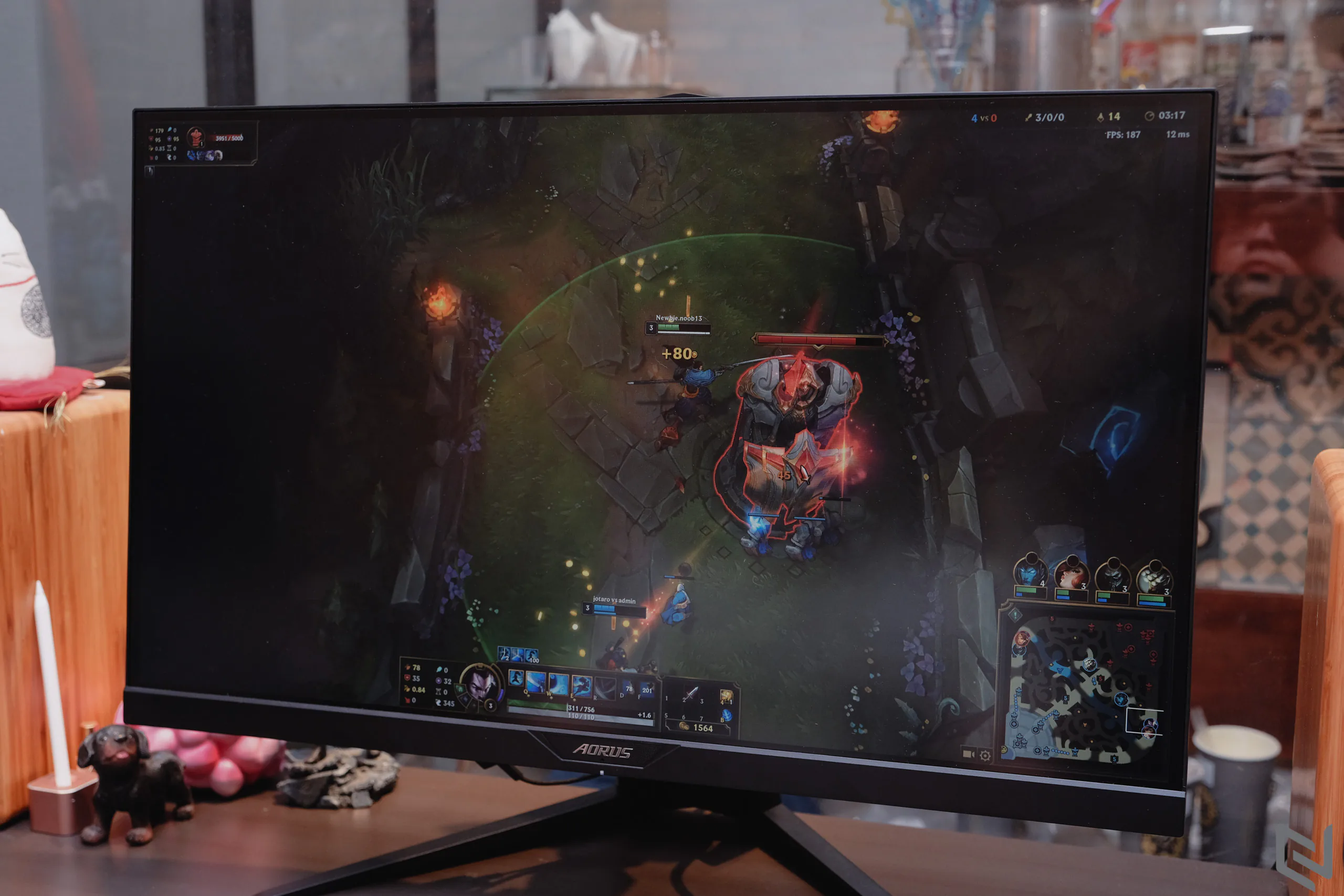 Trên tay màn hình chơi game AORUS FI27Q: Màn hình chơi game tấm nền IPS 165Hz, tốc độ phản hồi 1ms, thiết kế đẹp mắt cho game thủ