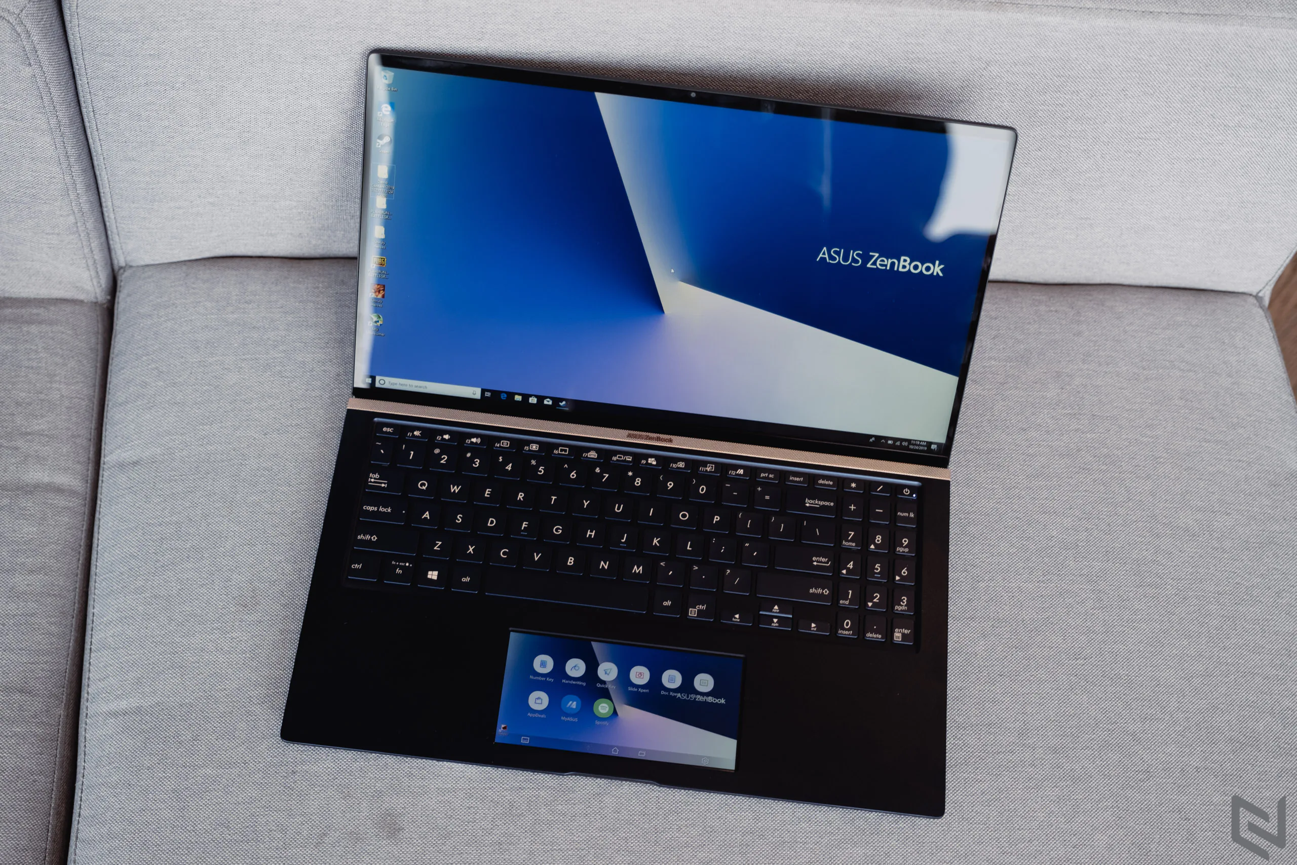 Cận cảnh 2 siêu phẩm ZenBook sẽ trình làng tại ASUS Expo 2019