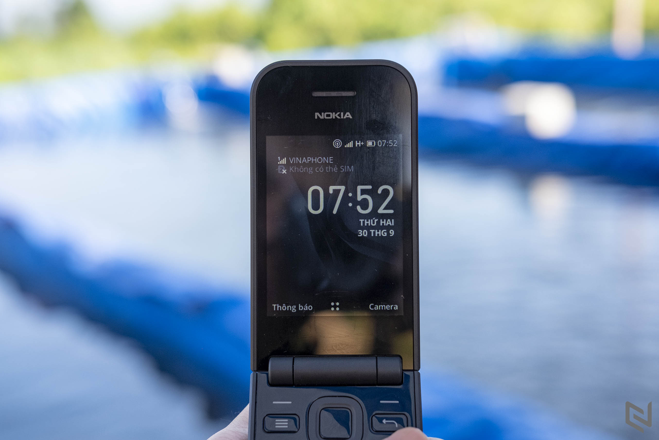 Đánh giá Nokia 2720 Flip: Không 'smart' nhưng vẫn đủ sức làm bao người thèm muốn
