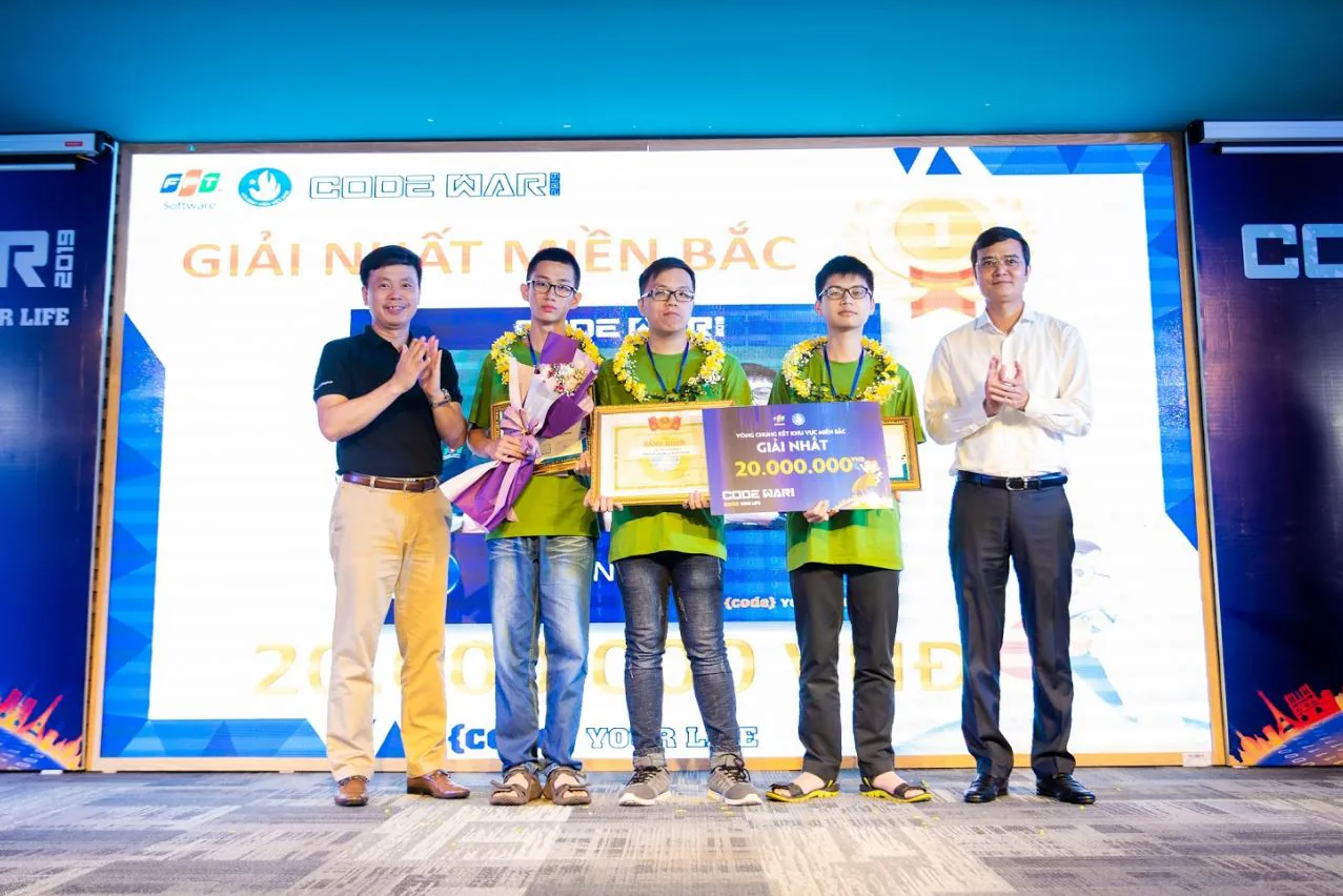 FPT Software chi 1 tỷ đồng giải thưởng cho chung kết Code War 2019