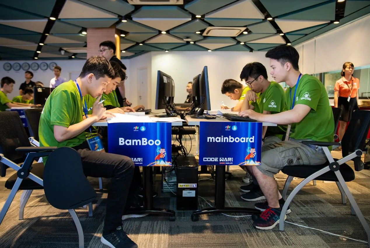 FPT Software chi 1 tỷ đồng giải thưởng cho chung kết Code War 2019
