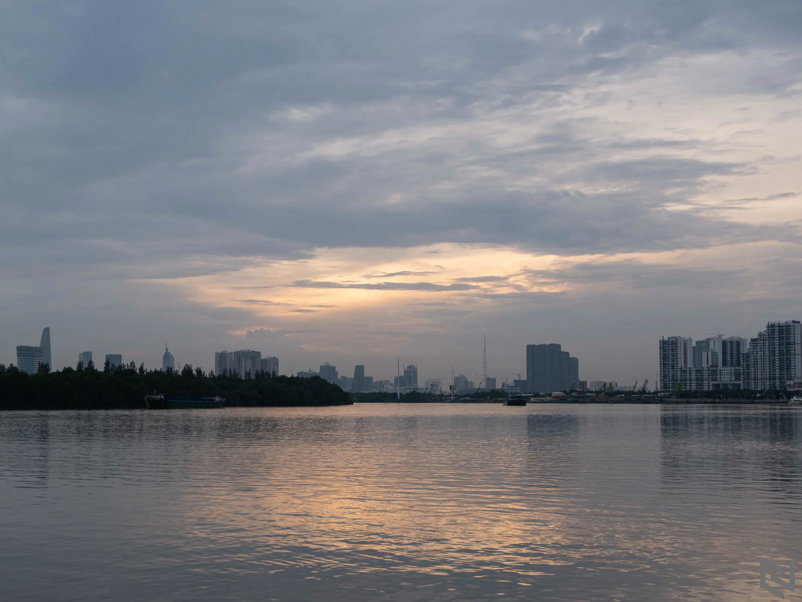 Trải nghiệm Fujifilm X-A7: Chất ảnh tốt, dễ sử dụng và màn hình xoay lật cảm ứng tiện lợi