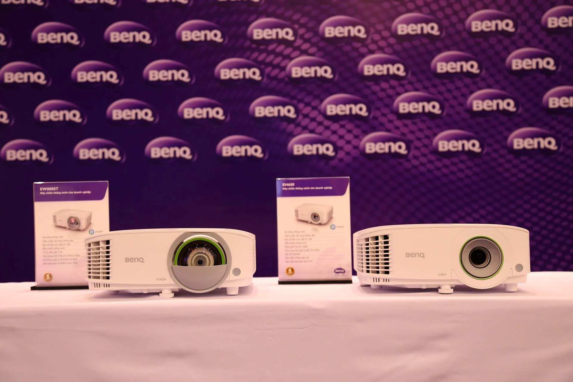 BenQ ra mắt máy chiếu thông minh mang tính cách mạng, tạo điều kiện cho môi trường giao tiếp kinh doanh theo xu hướng BYOD