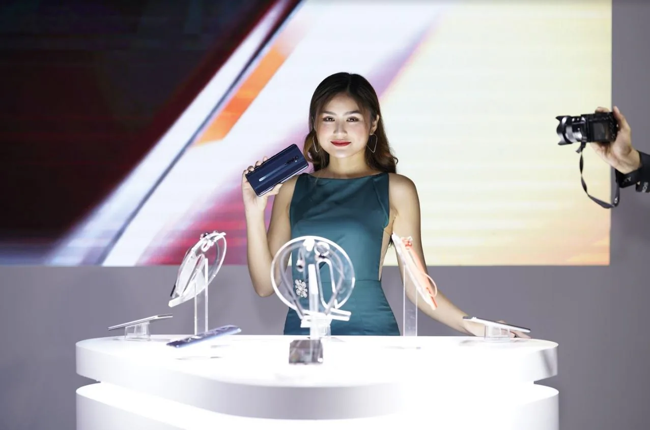 OPPO chính thức giới thiệu Reno2 và Reno2 F tại Việt Nam: 4 camera, giá từ 8,990,000 VND