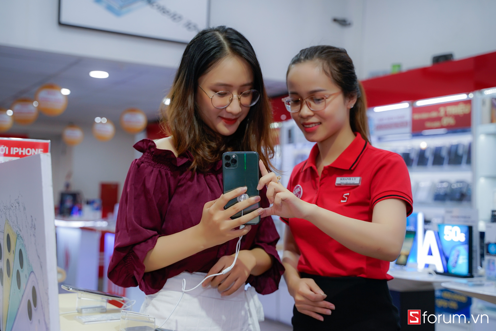 CellphoneS trở thành đại lý bán lẻ uỷ quyền iPhone chính hãng VN/A của Apple Việt Nam