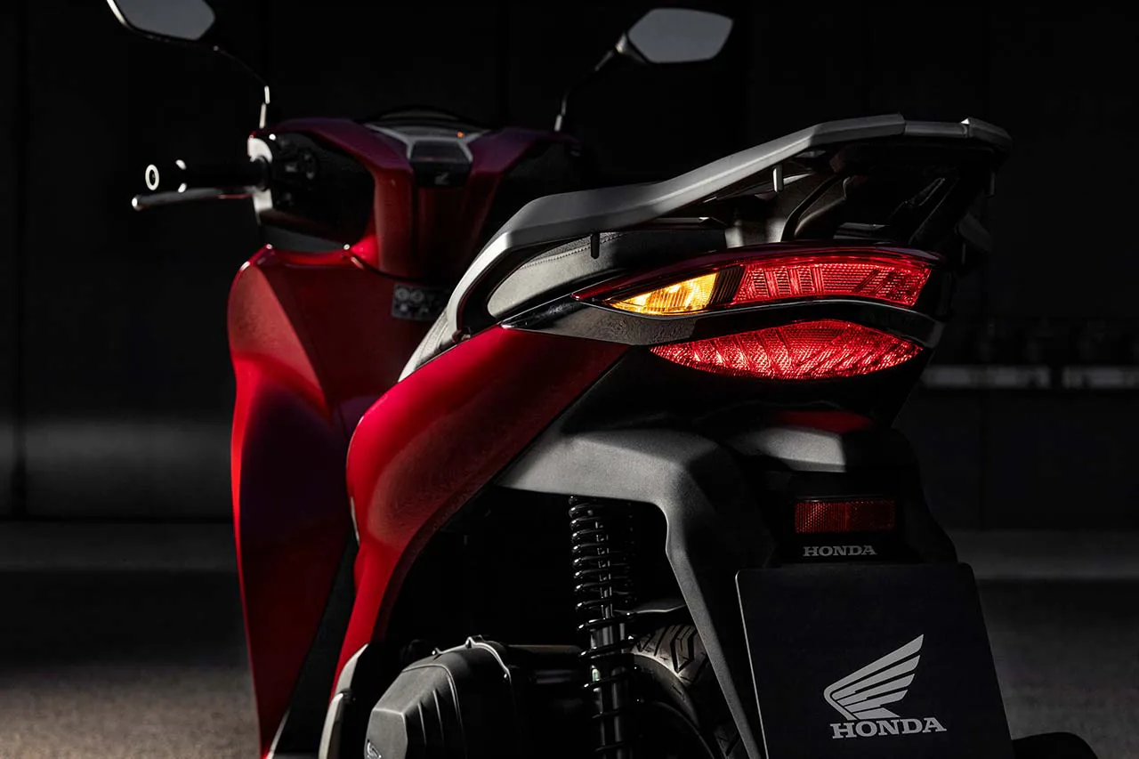 Honda SH 2020 hoàn toàn mới được ra mắt tại Việt Nam, giá từ 71 triệu đồng
