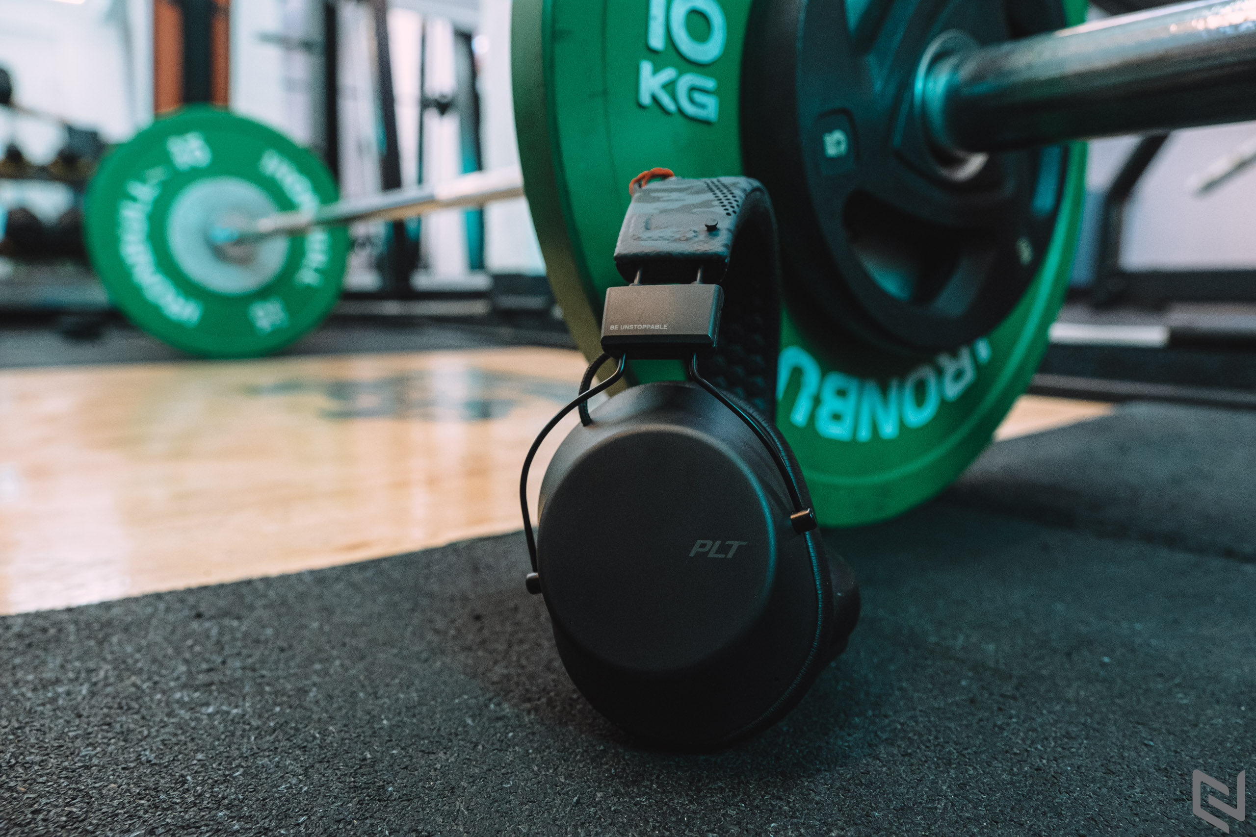 Trên tay Plantronics BackBeat Fit 6100: Tai nghe dành riêng cho người tập gym