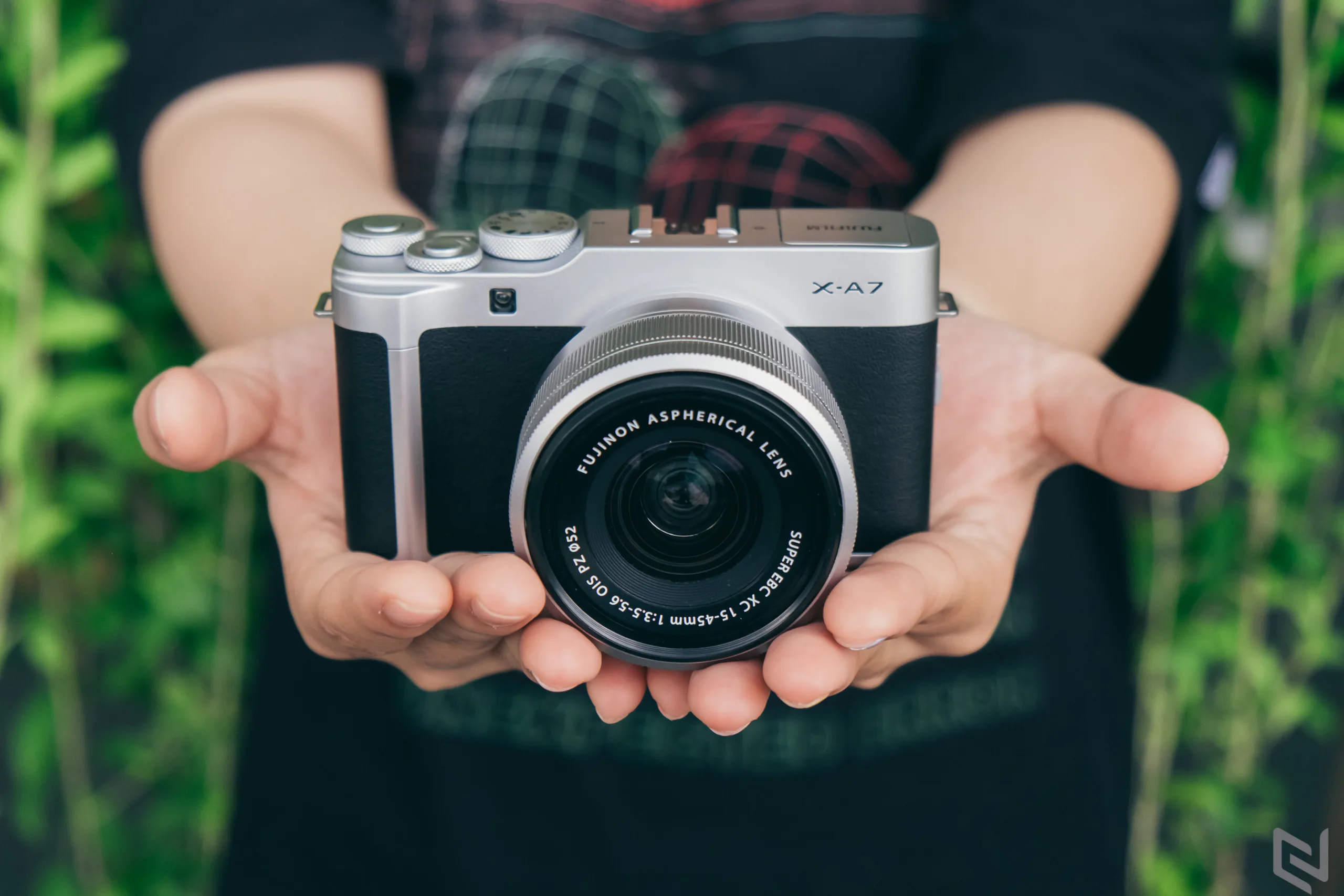 Trải nghiệm Fujifilm X-A7: Chất ảnh tốt, dễ sử dụng và màn hình xoay lật cảm ứng tiện lợi