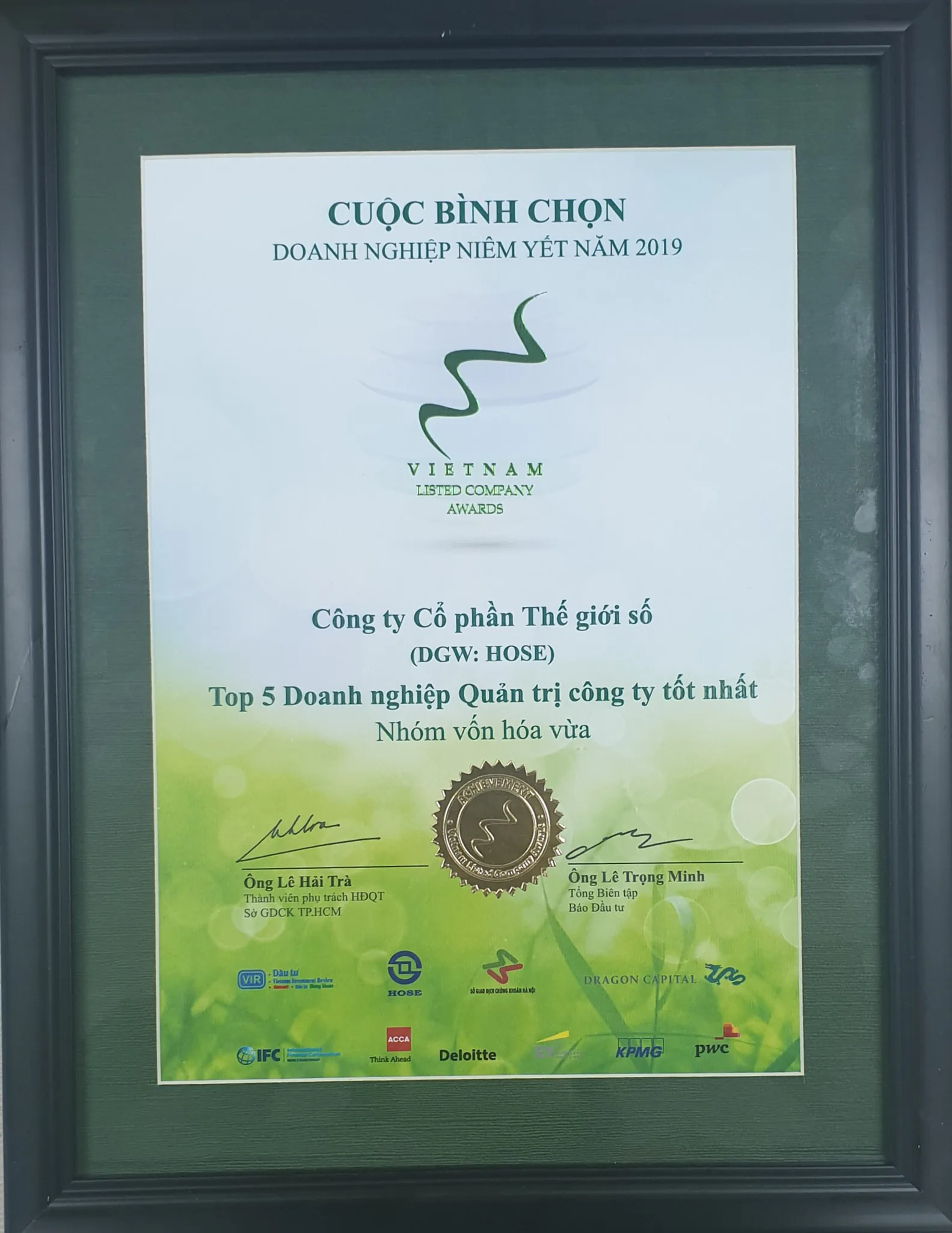 Digiworld vào top 5 doanh nghiệp quản trị công ty tốt nhất năm 2019