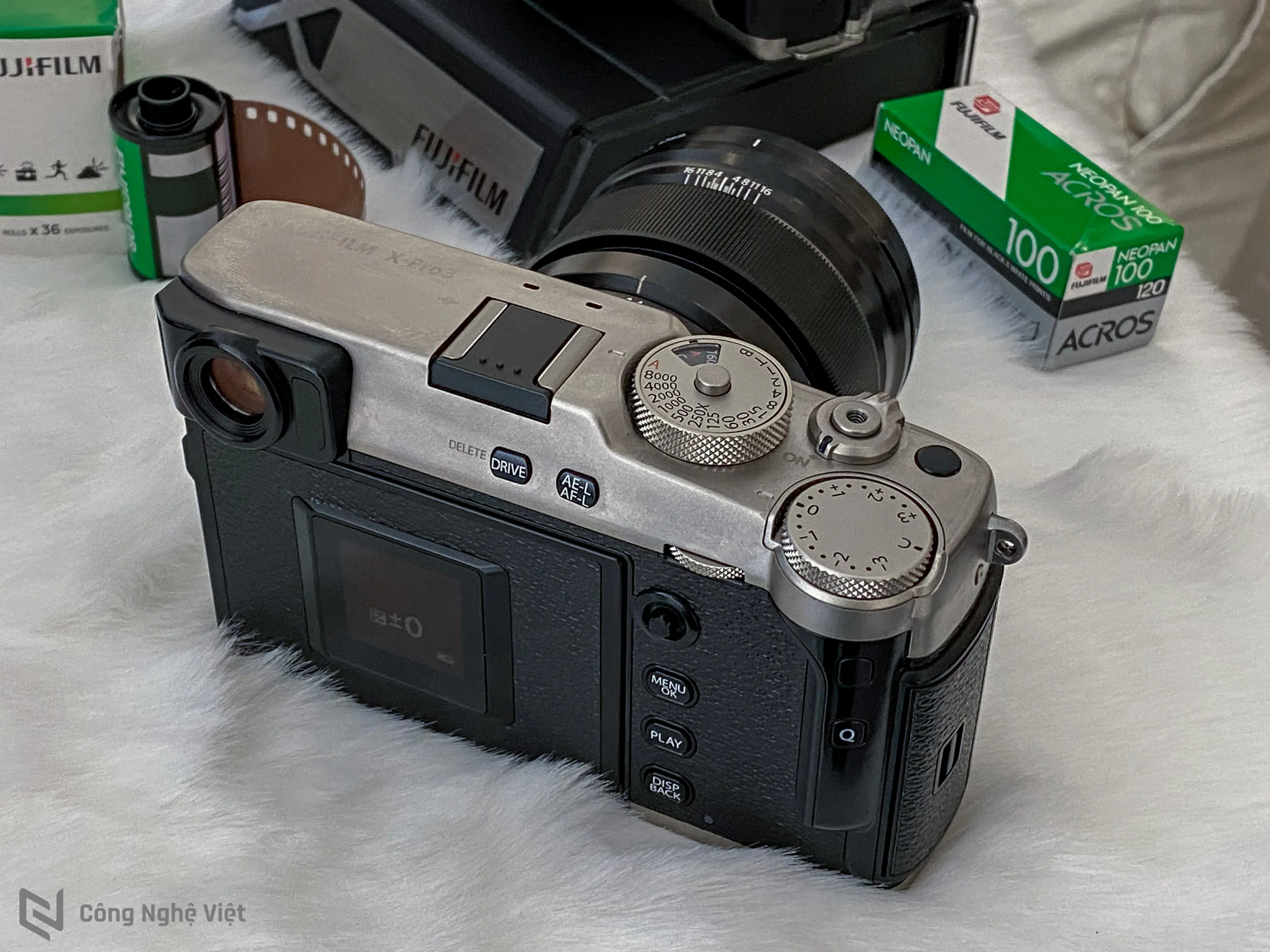 Máy ảnh FUJIFILM X-Pro3 ra mắt thị trường Việt giá từ 41,990,000 VND