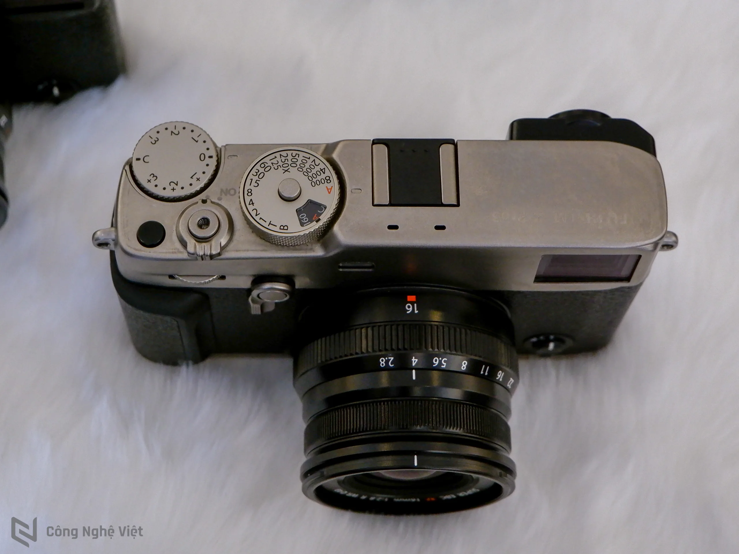Máy ảnh FUJIFILM X-Pro3 ra mắt thị trường Việt giá từ 41,990,000 VND