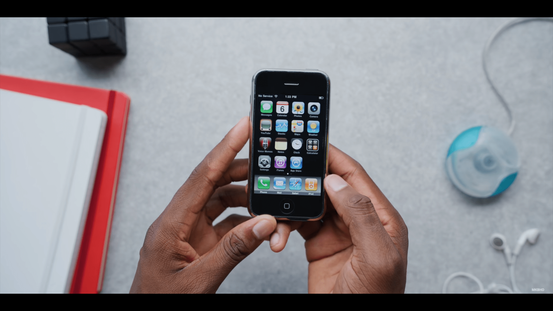 So sánh iPhone 11 Pro và iPhone 1: Nhiều thay đổi và phát triển, nhưng vẫn có thứ trường tồn và làm nên thương hiệu "iPhone"