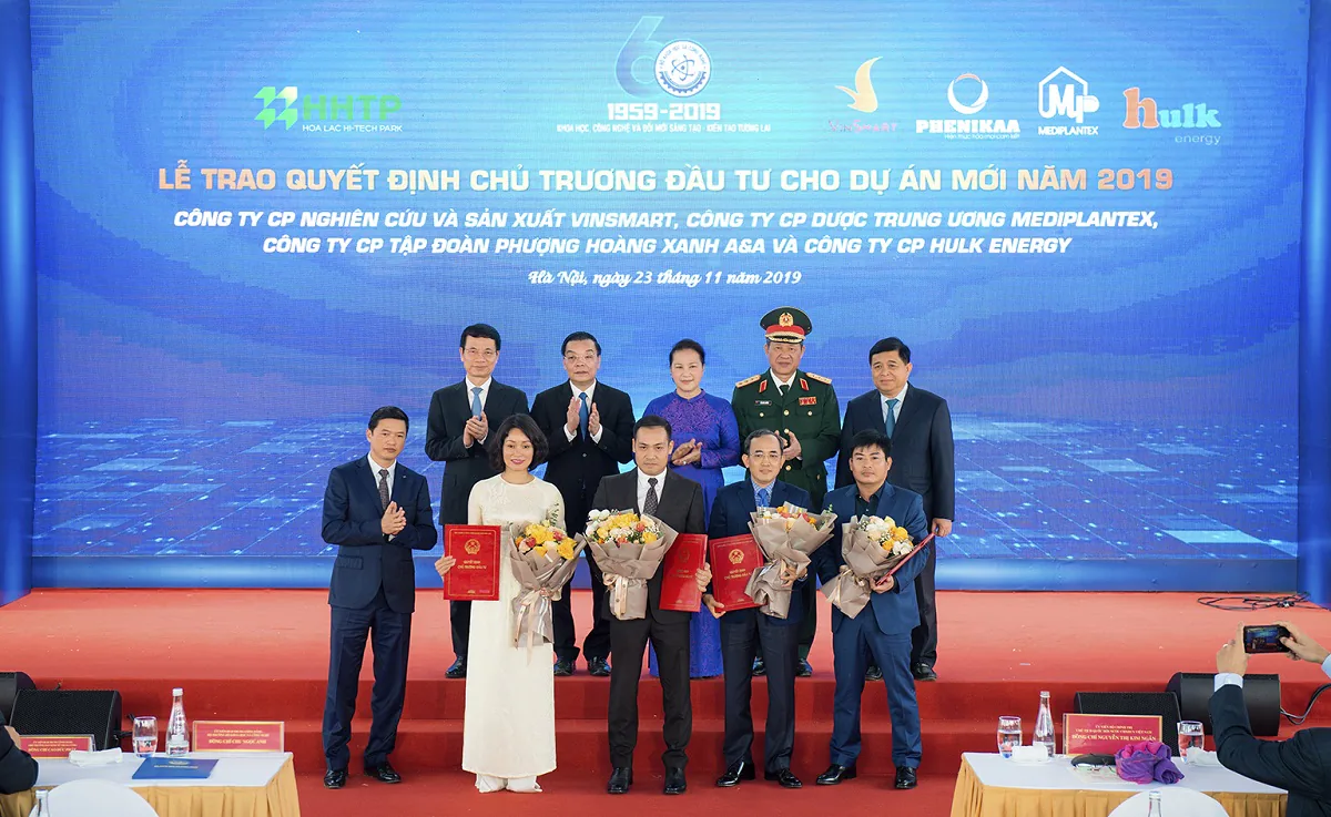 Vinsmart khánh thành tổ hợp nhà máy sản xuất thiết bị điện tử thông minh giai đoạn 1