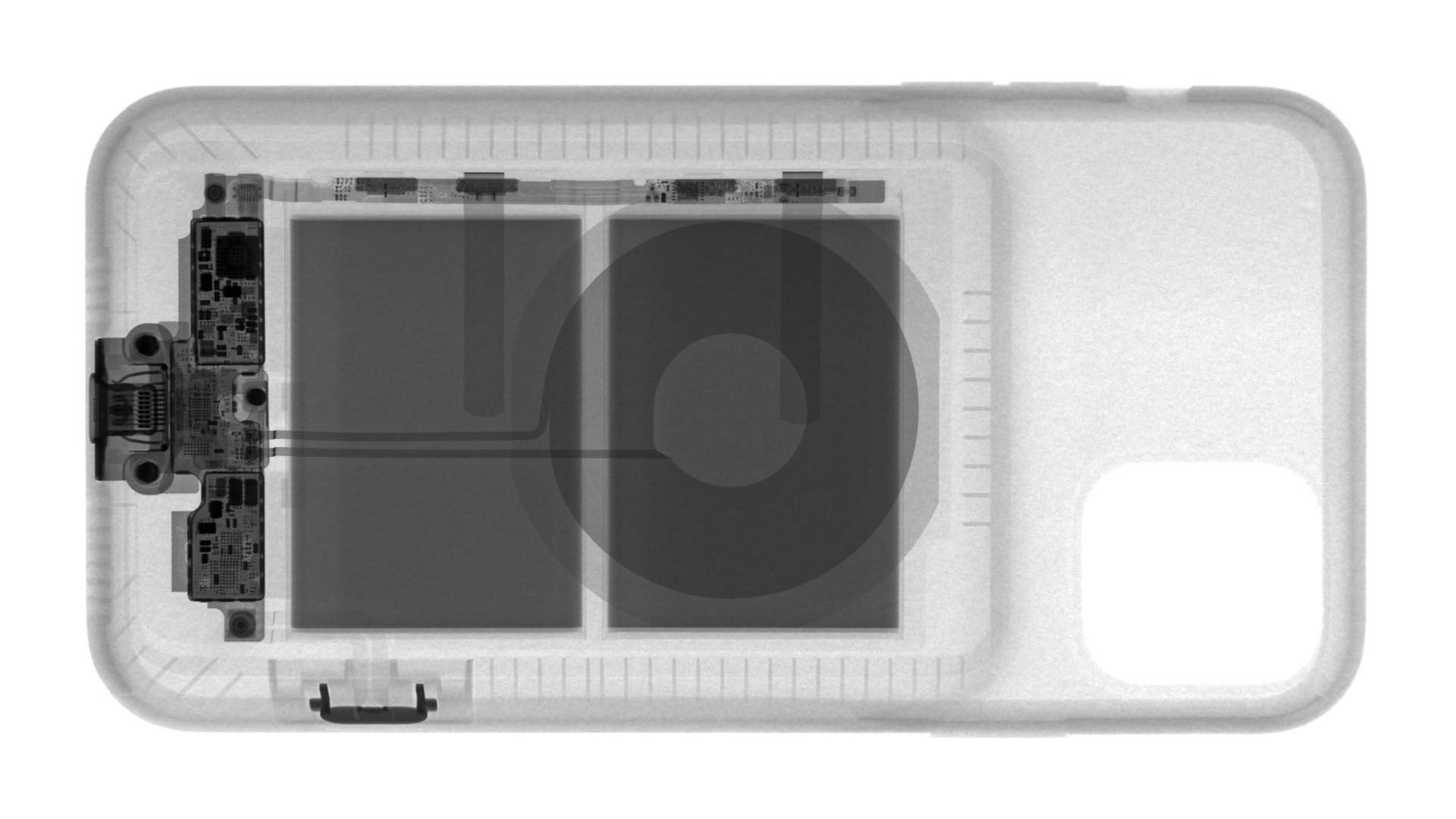 Cùng xem ảnh X-quang ốp lưng kèm pin Smart Battery Case cho iPhone 11
