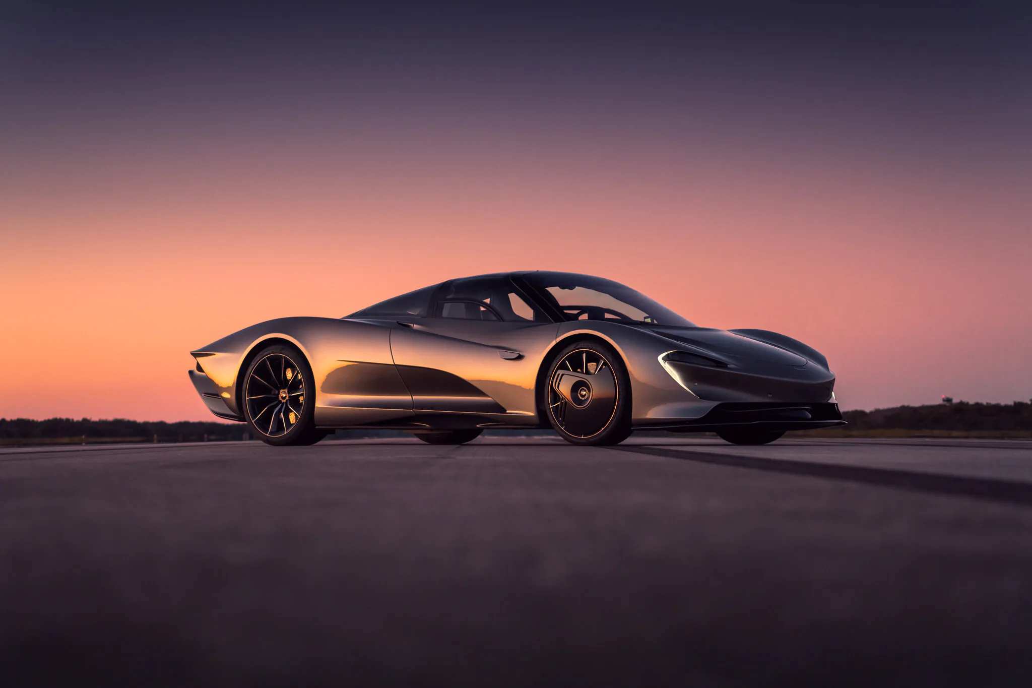 McLaren Speedtail đạt vận tốc 403 km/h tới tận 30 lần tại Trung tâm Vũ trụ Kennedy