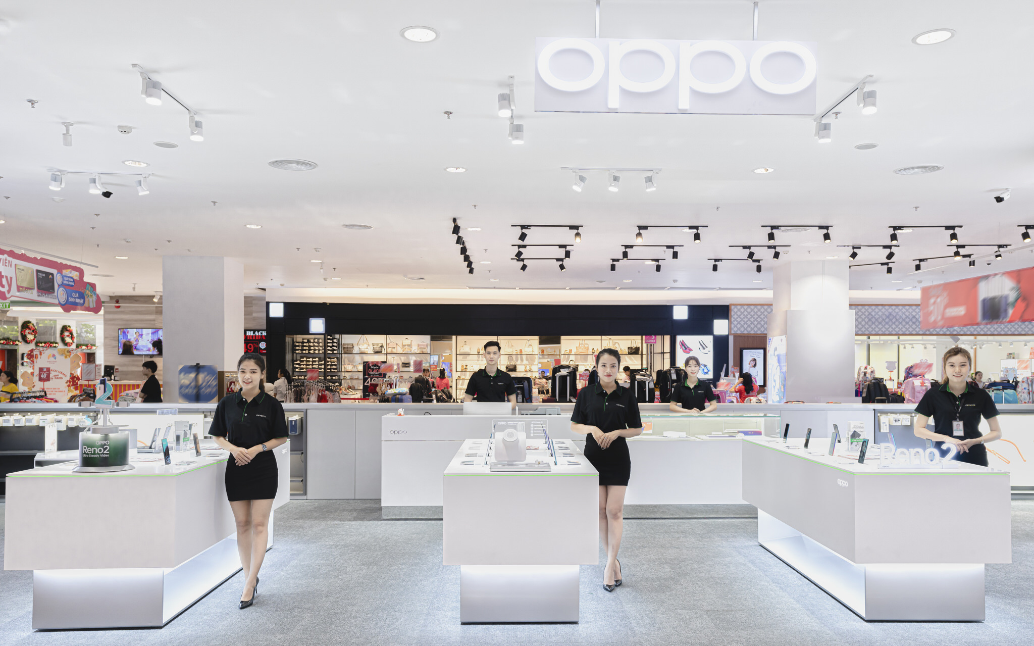 OPPO khai trương cửa hàng trải nghiệm phiên bản 3.0 tại Sense City tăng cường trải nghiệm cho người dùng