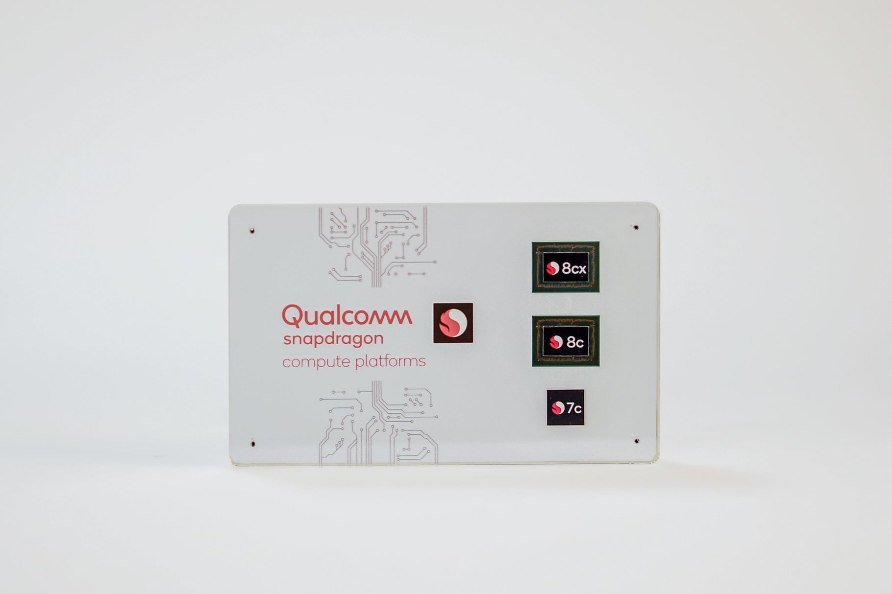 Qualcomm ra mắt Snapdragon 7c/8c sẽ tích hợp trong các laptop ARM giá dễ chịu hơn