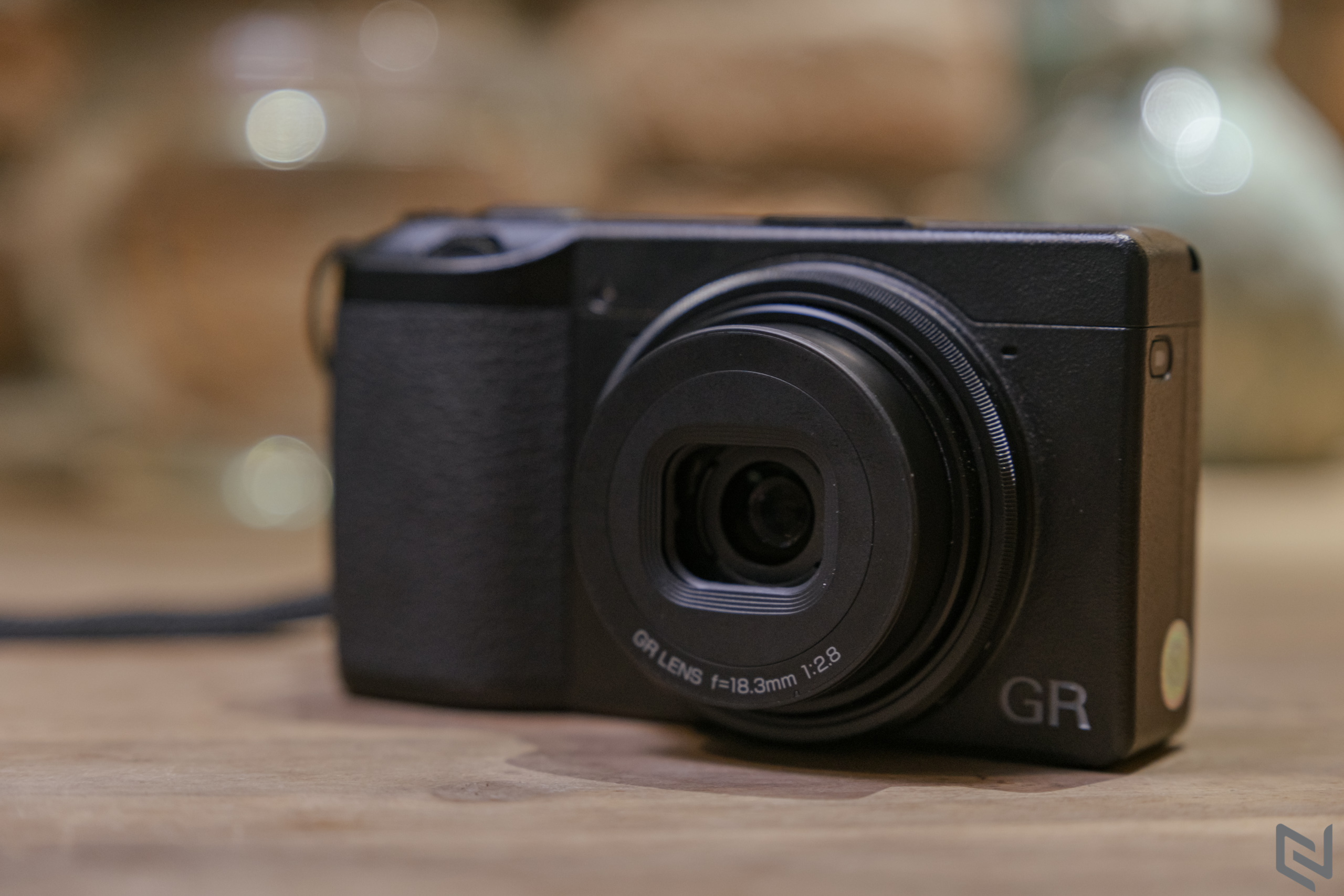 Trải nghiệm Ricoh GR III: Máy ảnh compact nhỏ gọn nhưng rất mạnh mẽ