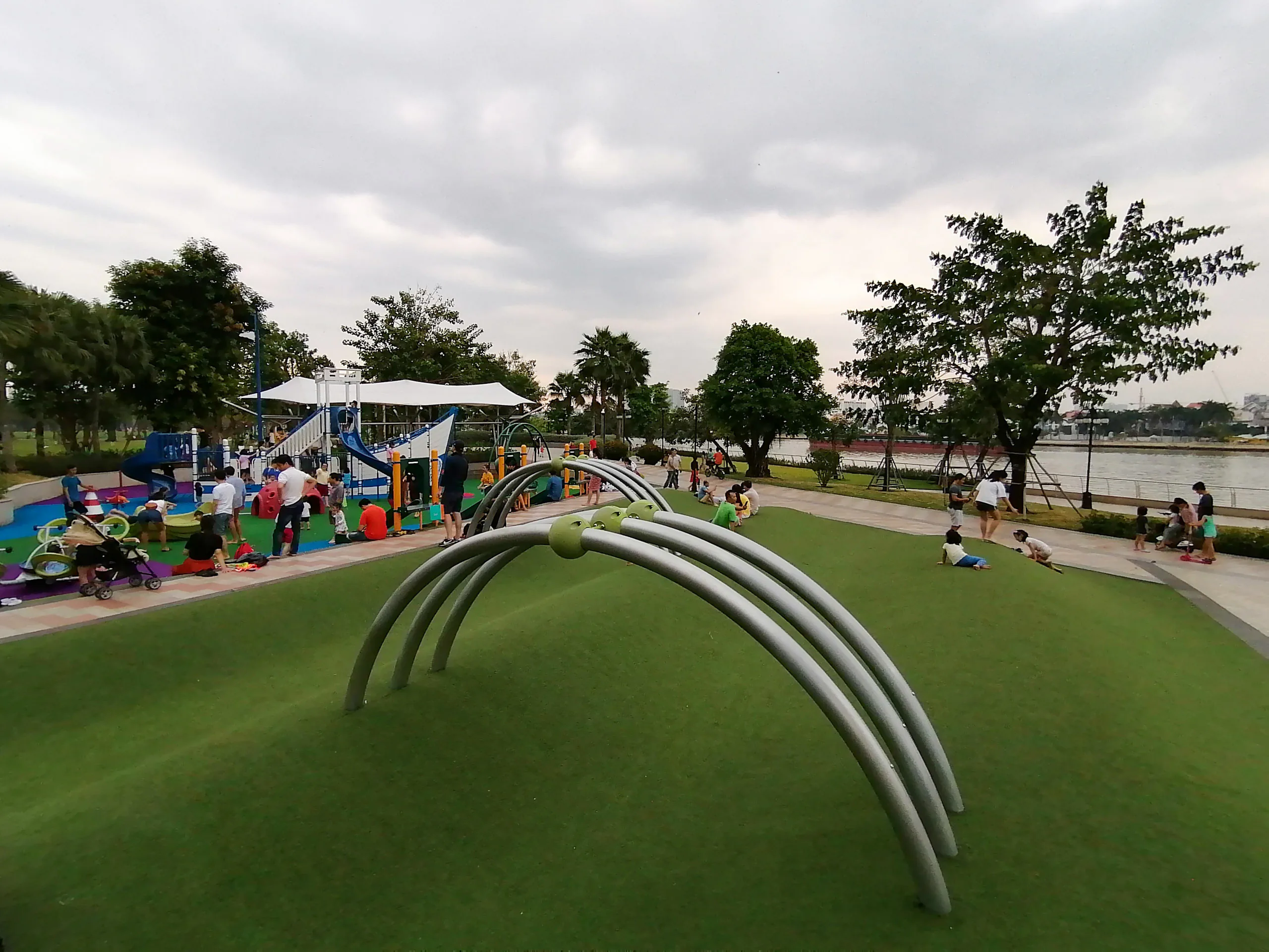 Đánh giá Honor 9X: Thiết kế đẹp, hiệu năng nổi bật và bộ 3 camera thông minh