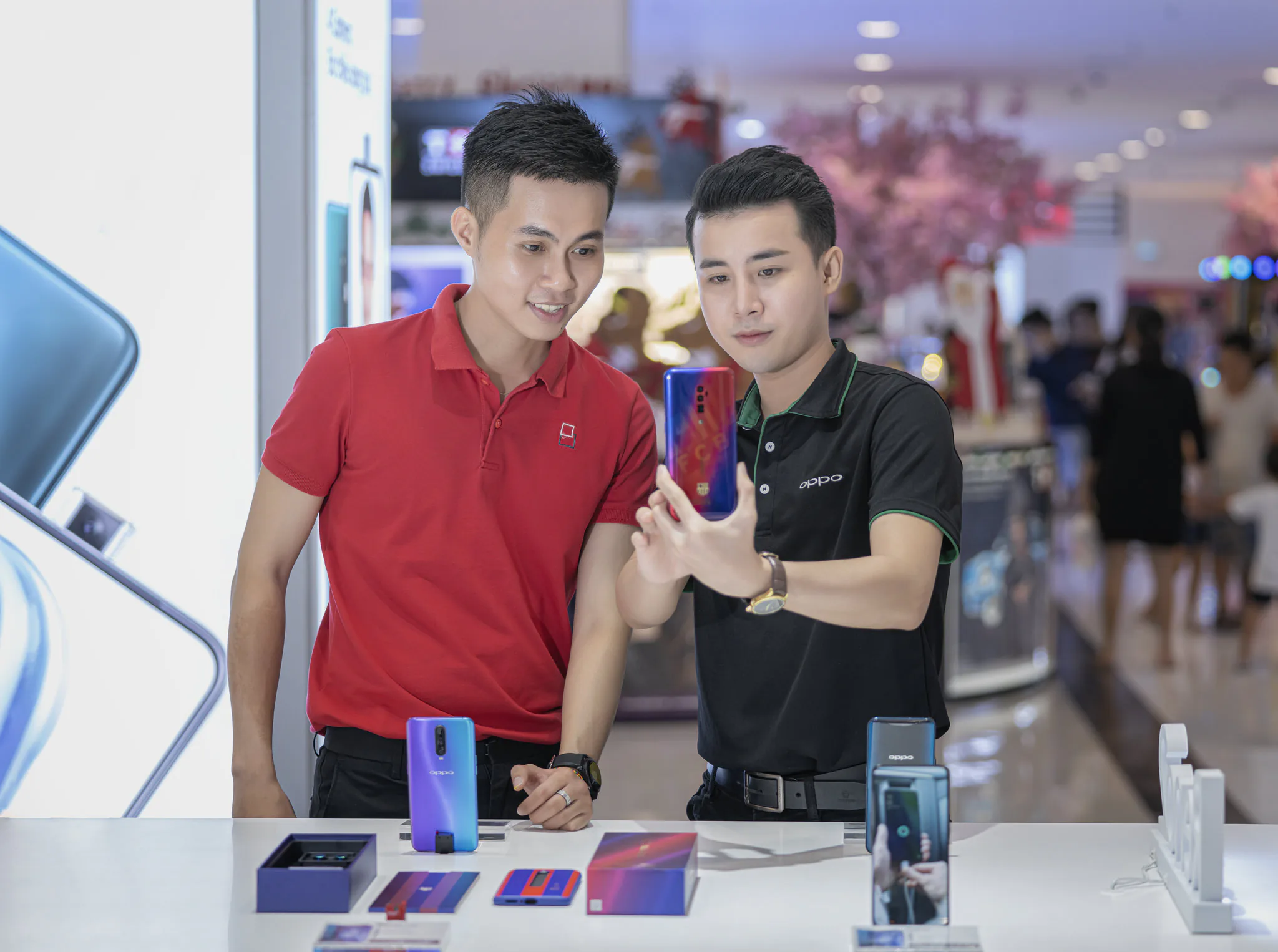 OPPO khai trương cửa hàng trải nghiệm phiên bản 3.0 tại Sense City tăng cường trải nghiệm cho người dùng