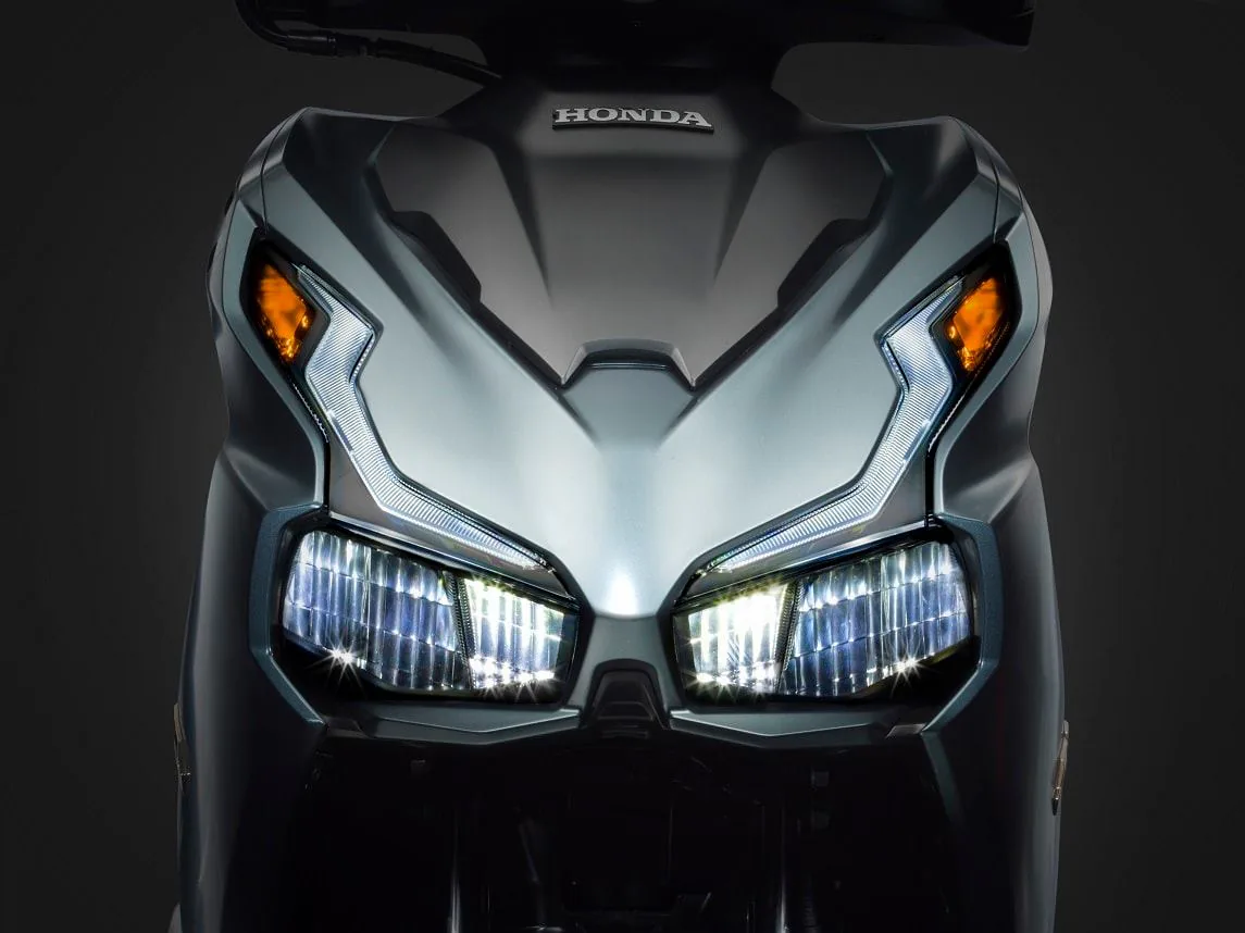 Honda ra mắt Air Blade 2020 với hai phiên bản, phanh ABS và thiết kế "hiền" hơn thế hệ trước