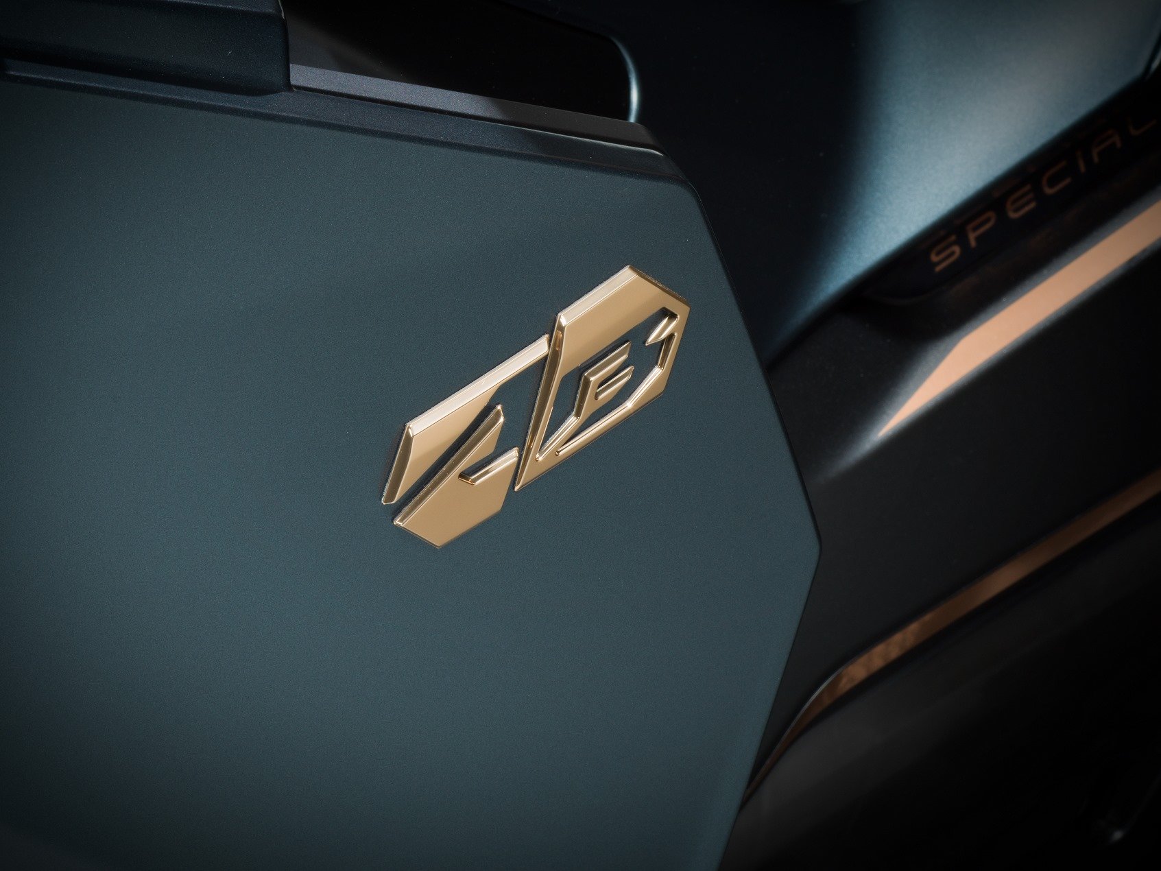Honda ra mắt Air Blade 2020 với hai phiên bản, phanh ABS và thiết kế "hiền" hơn thế hệ trước