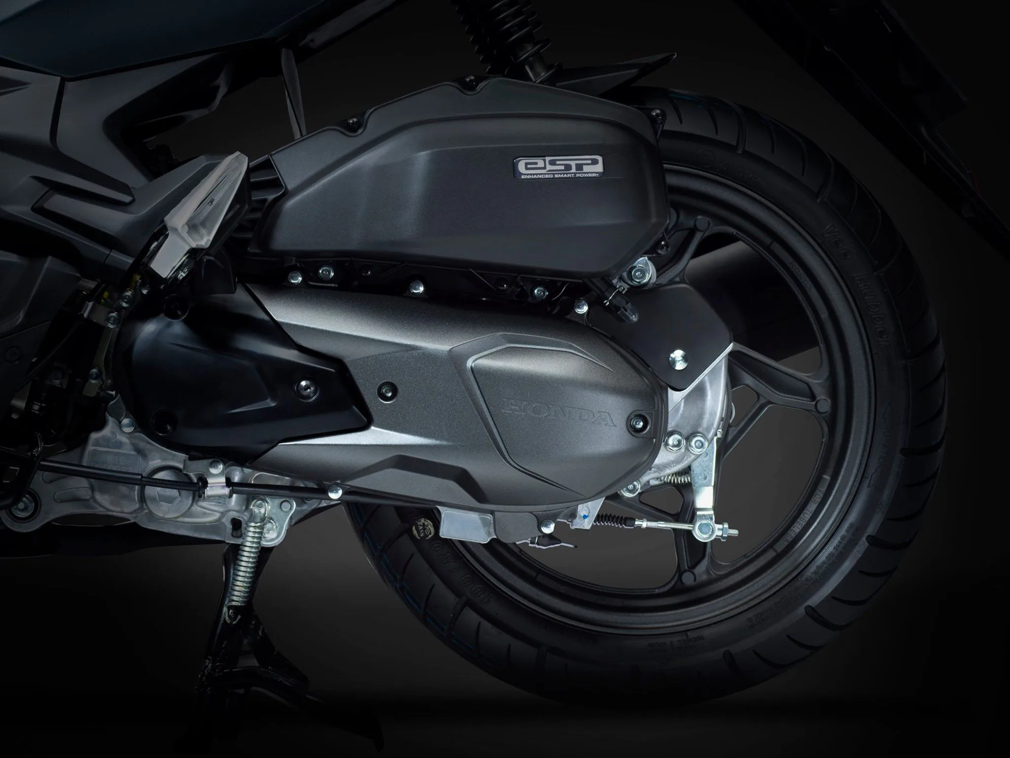 Honda ra mắt Air Blade 2020 với hai phiên bản, phanh ABS và thiết kế "hiền" hơn thế hệ trước