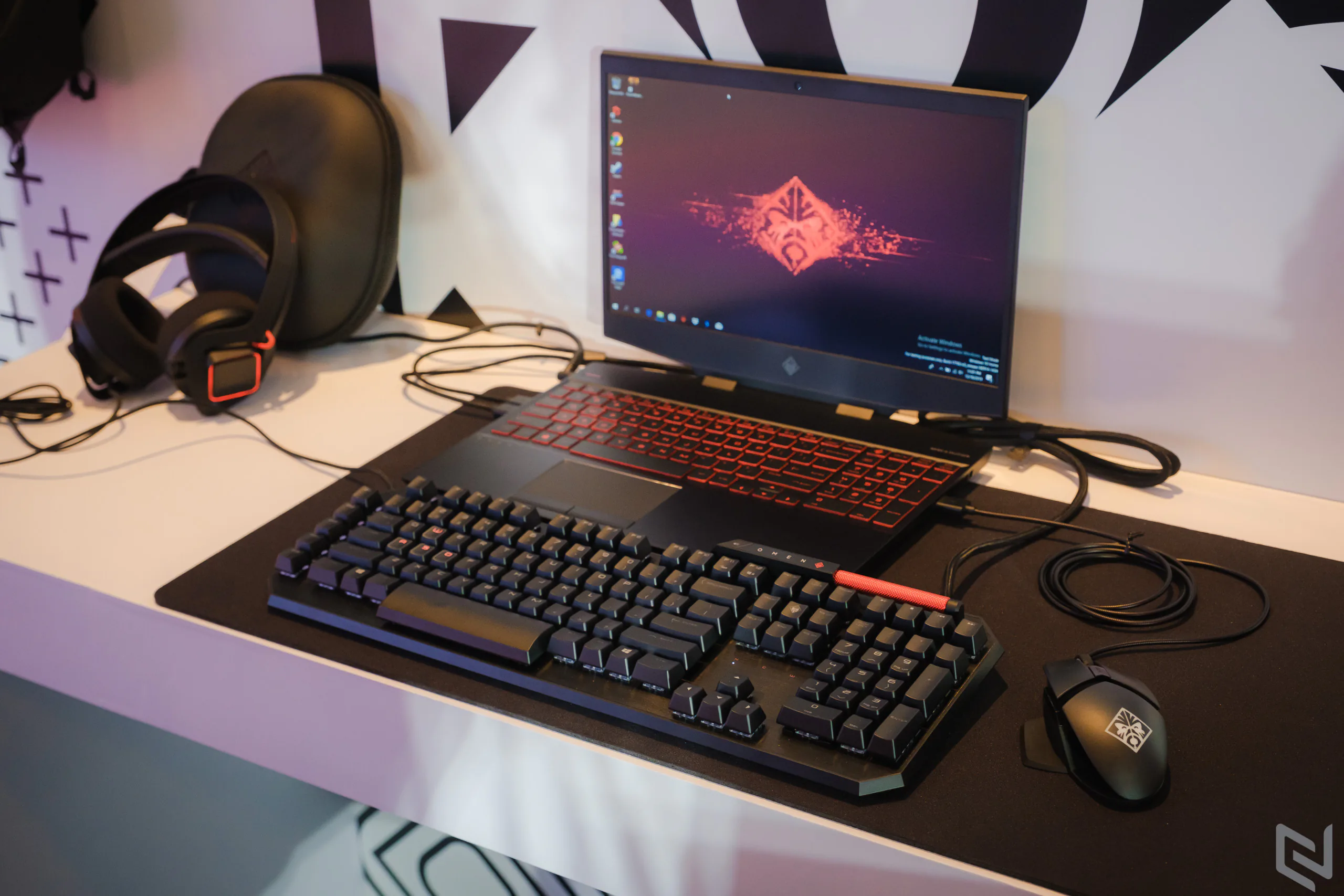HP giới thiệu loạt laptop Elite Dragonfly, OMEN Gaming, Spectre x360, Envy và phụ kiện mới đến thị trường Việt Nam