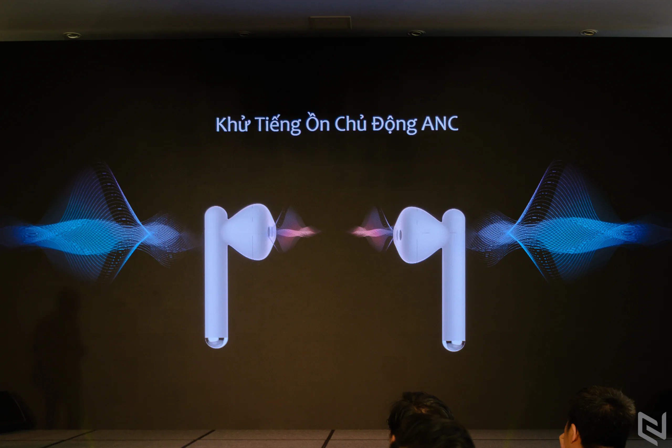 Tai nghe Huawei Freebuds 3, thiết kế earbuds nhưng có chống ồn chủ động, giá 4.3 triệu