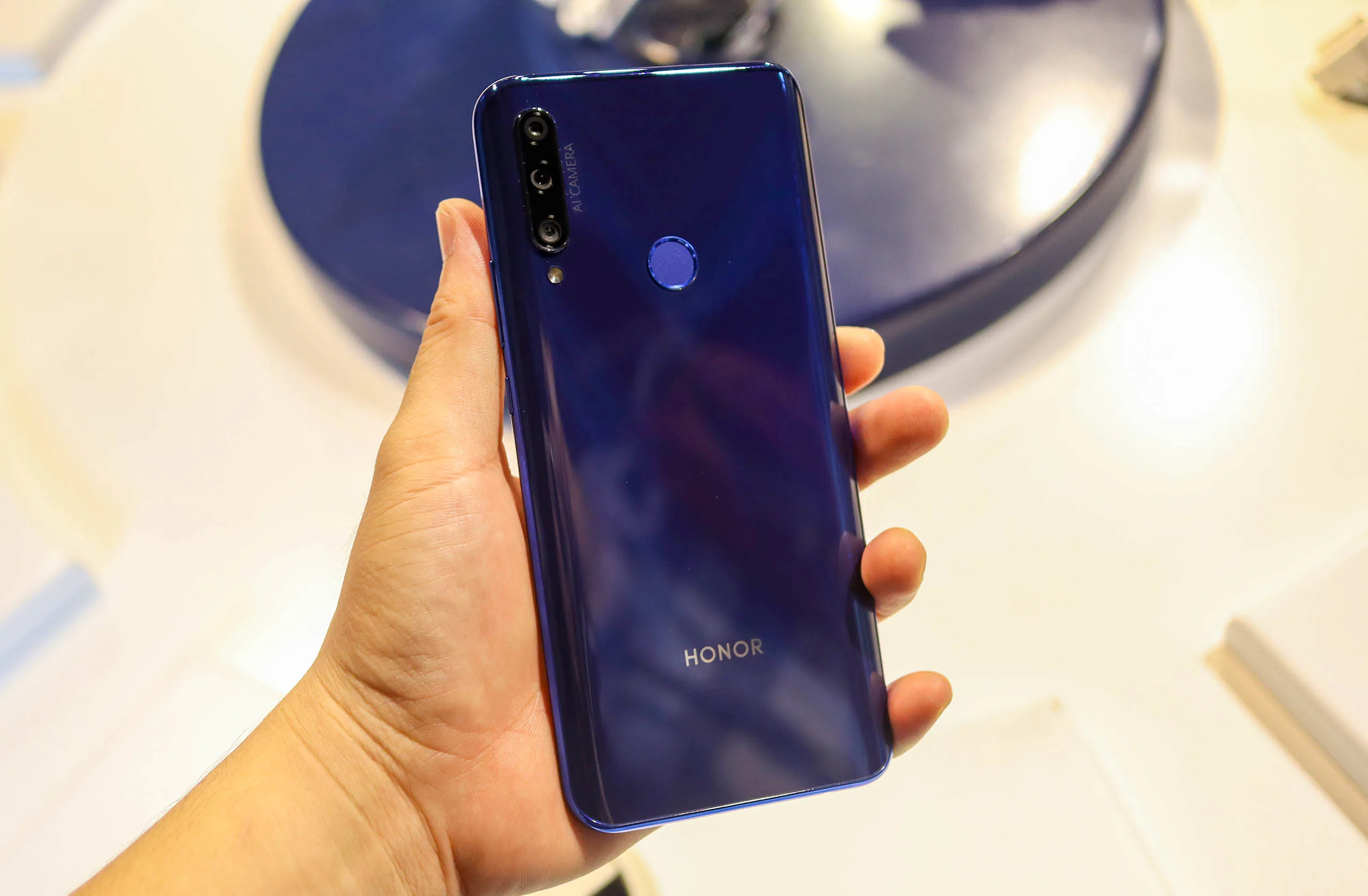 HONOR ra mắt điện thoại HONOR 9X với bộ ba camera 48MP, đồng hồ thông minh Watch Magic và giới thiệu hệ sinh thái IoT tại Việt Nam