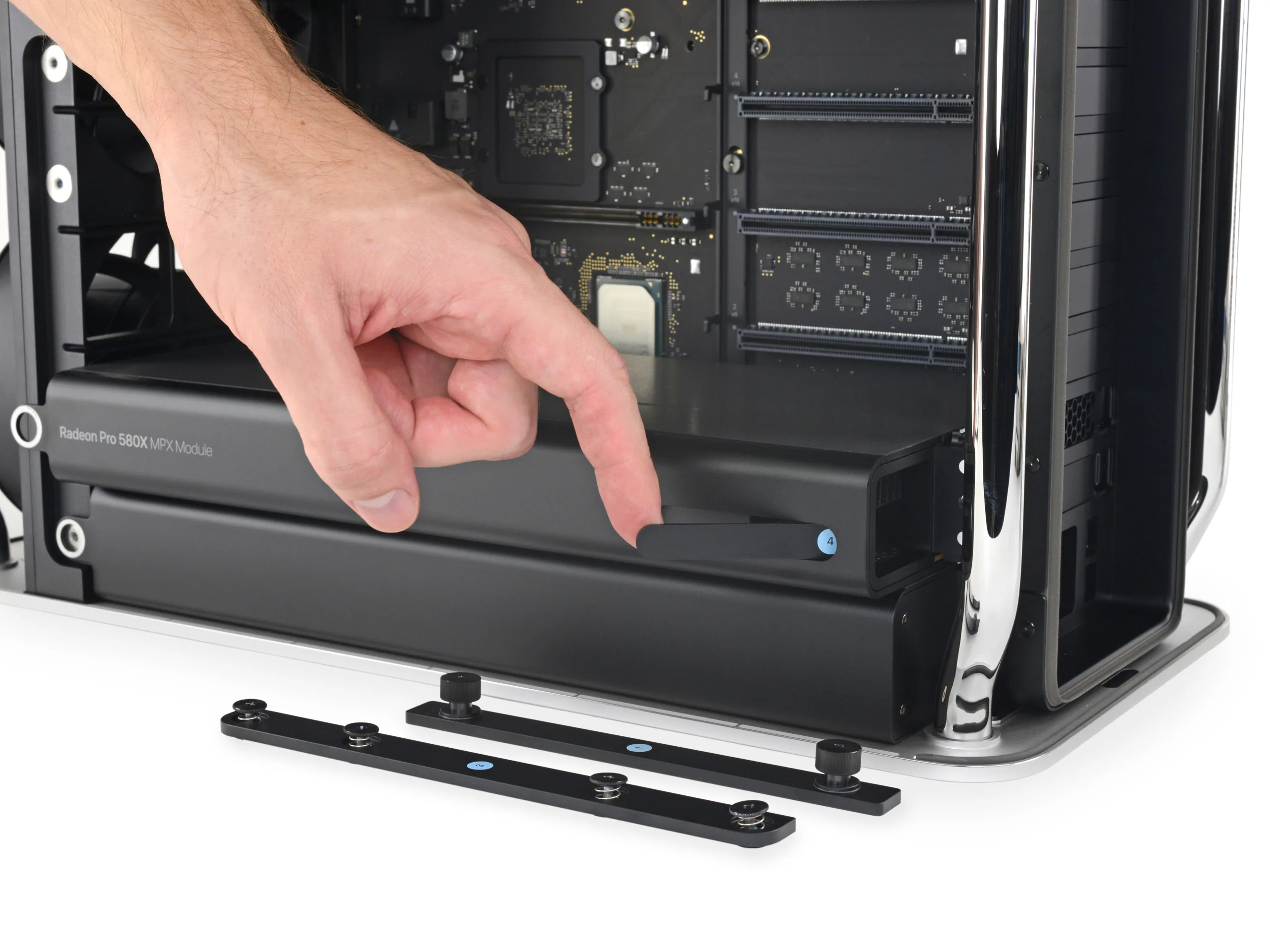 Tháo tung Mac Pro 2019 cùng iFixit, sản phẩm dễ sửa chữa nhất của Apple