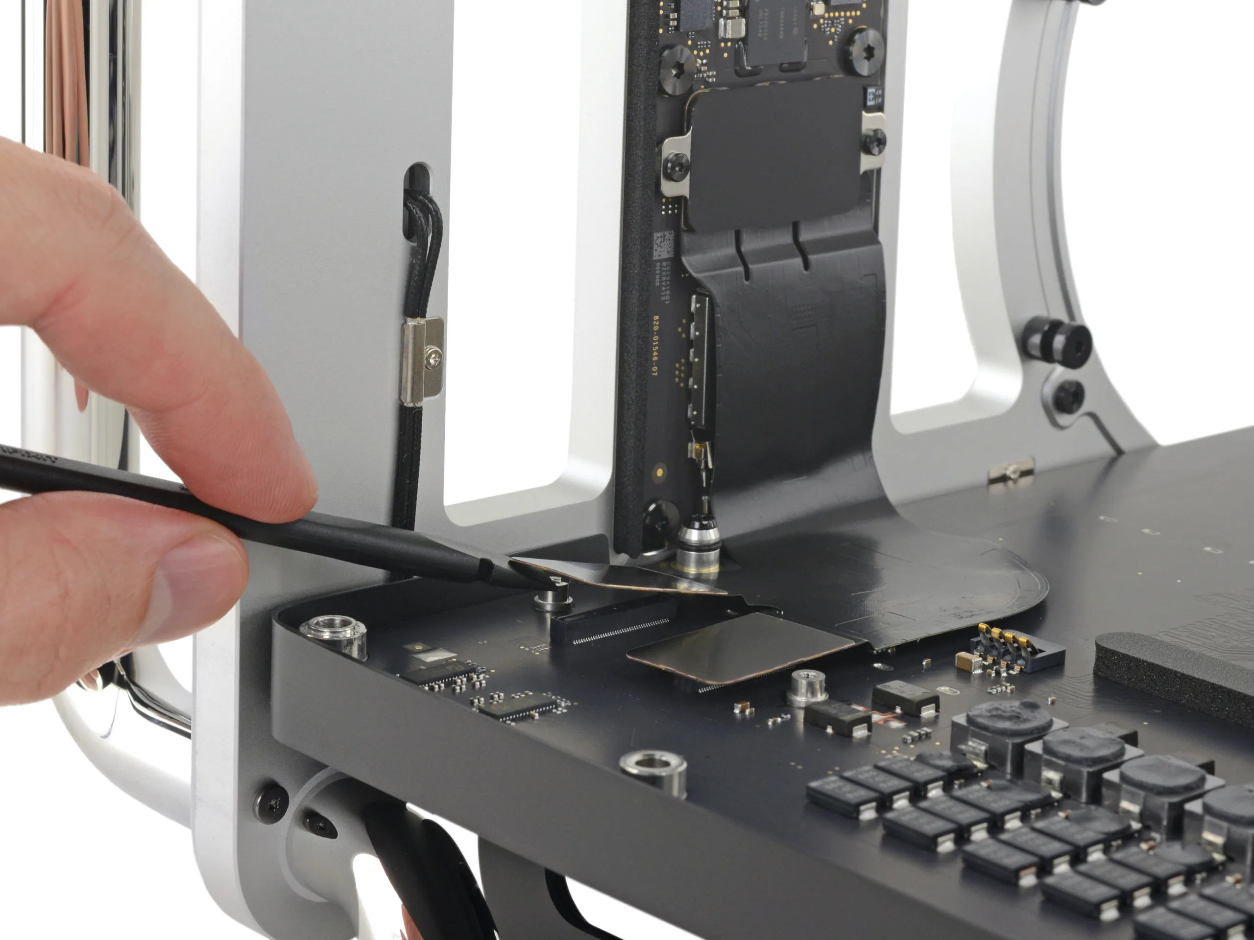Tháo tung Mac Pro 2019 cùng iFixit, sản phẩm dễ sửa chữa nhất của Apple