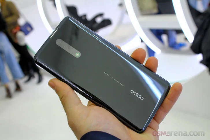 Trên tay camera dưới màn hình của OPPO trong sự kiện OPPO INNO Day 2019